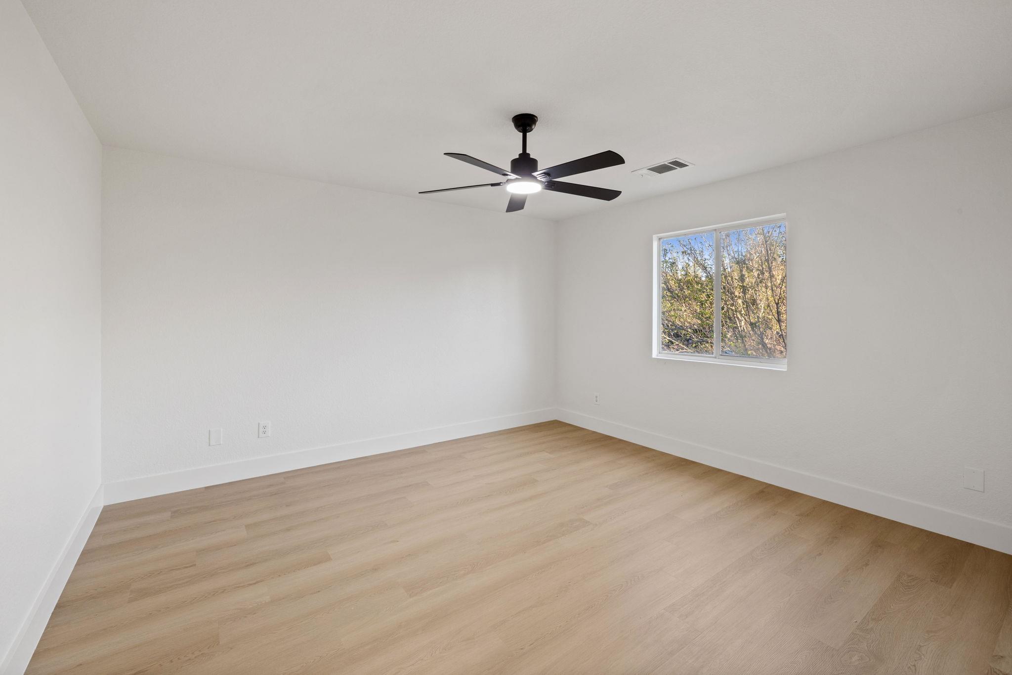 835 Brandi Cir, Kyle, TX 78640