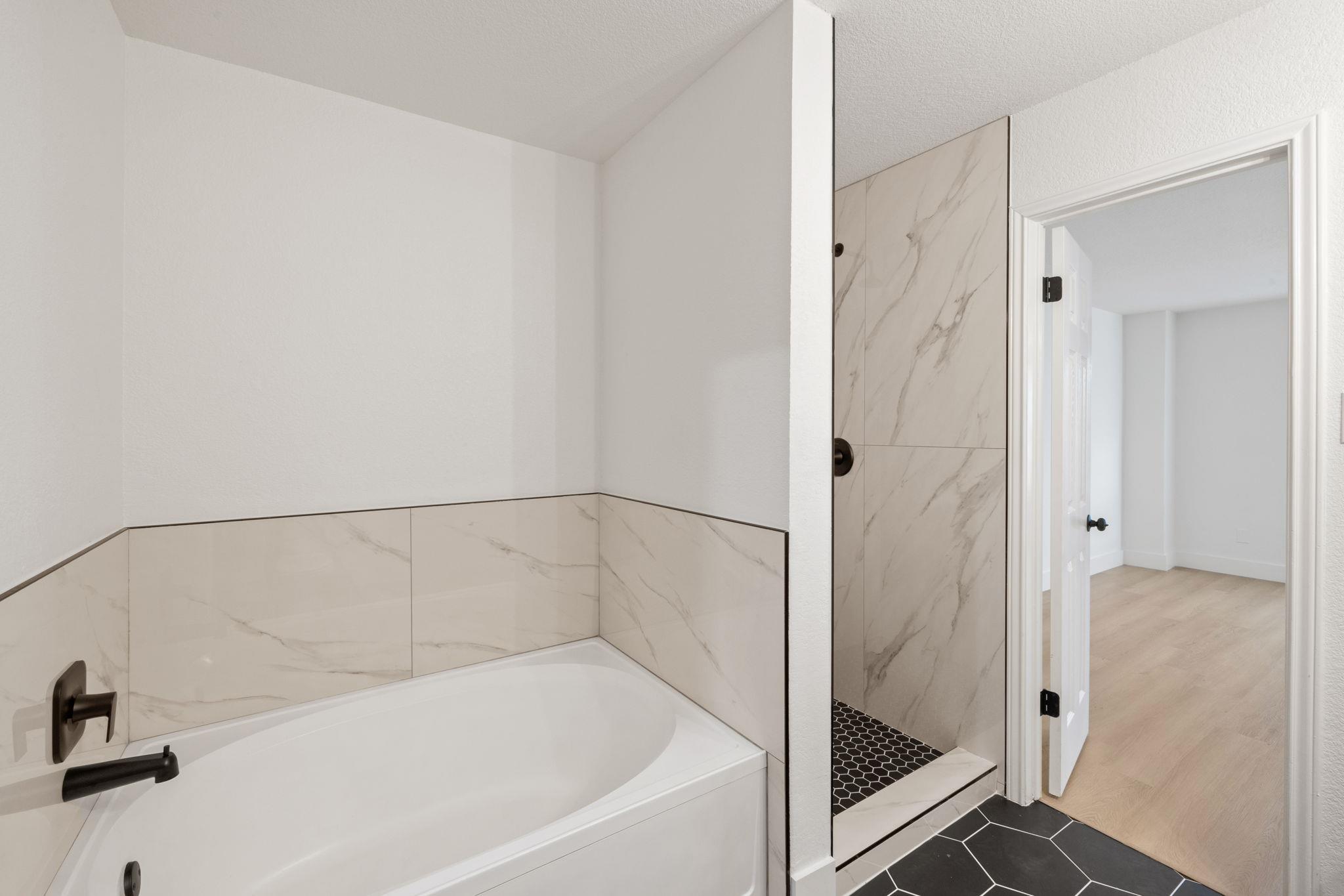 835 Brandi Cir, Kyle, TX 78640