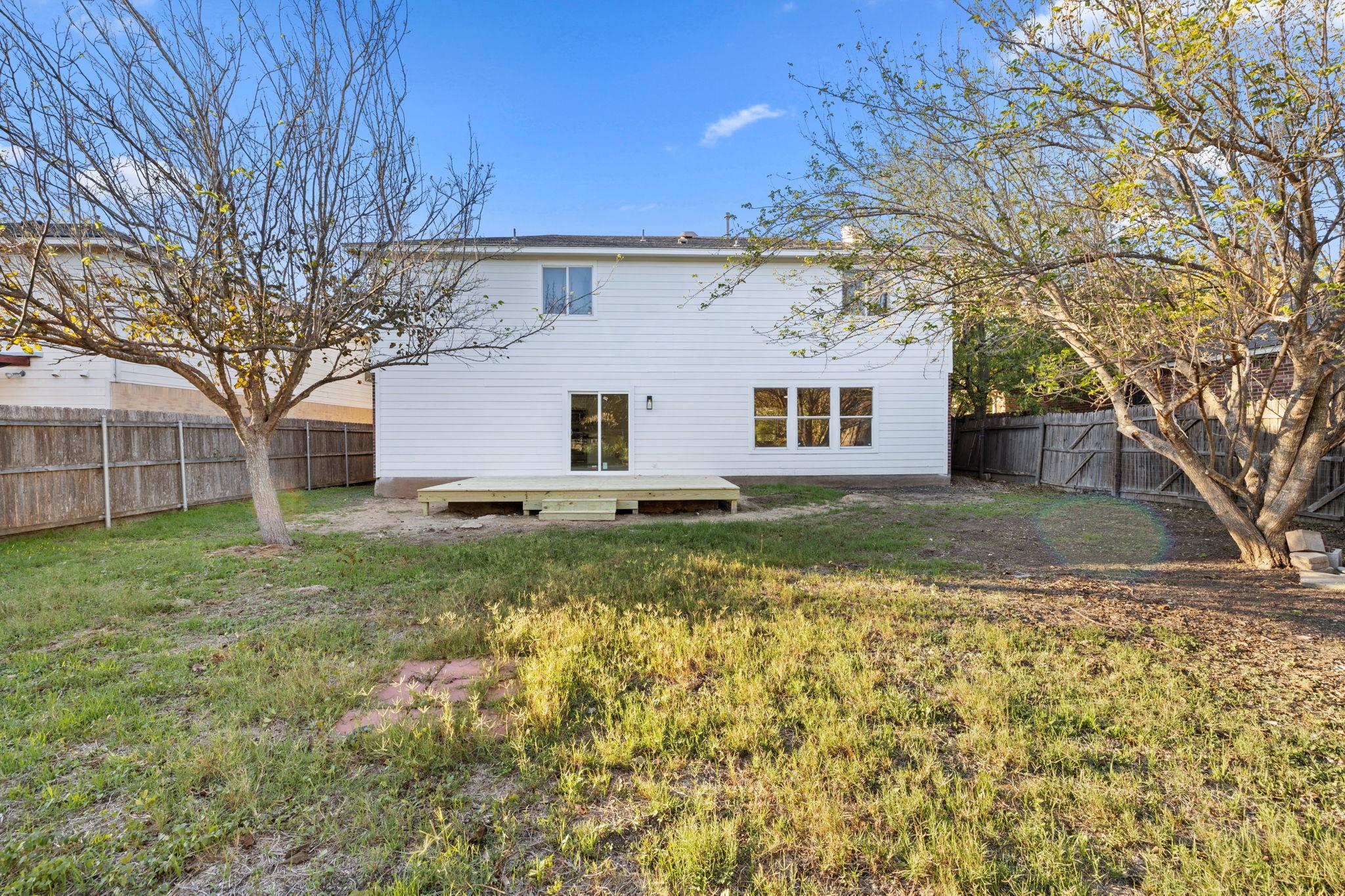835 Brandi Cir, Kyle, TX 78640