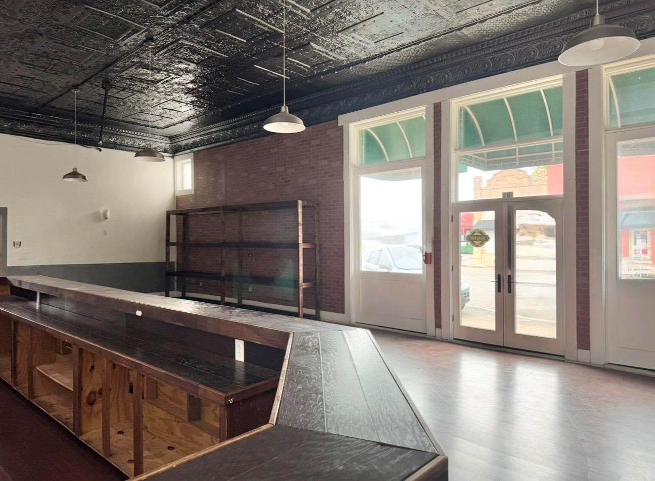 103 W 1st St, Elgin, TX 78621