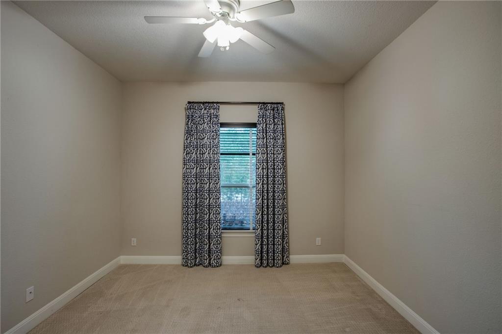 820 Anahuac Dr, Leander, TX 78641