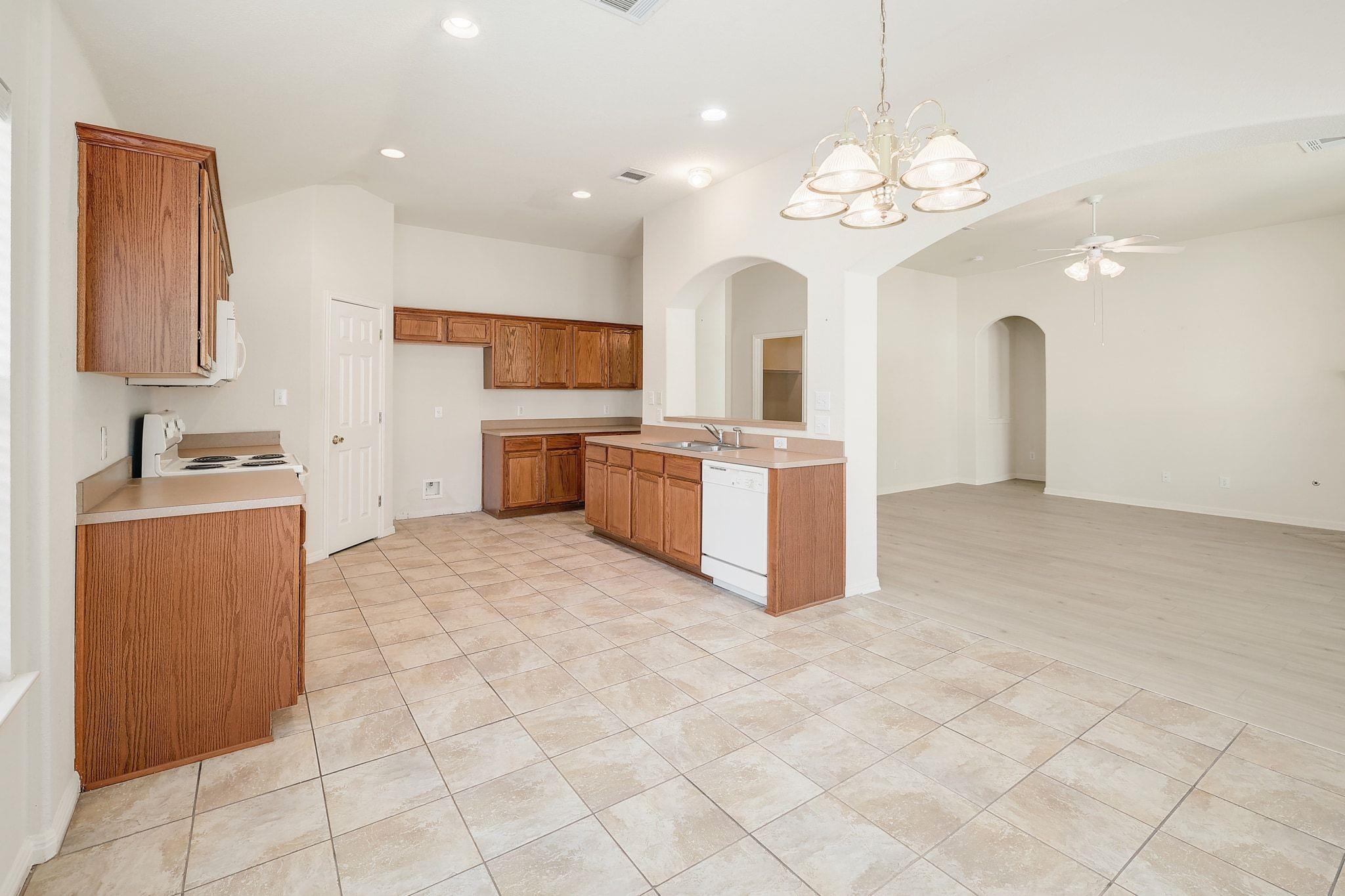 1016 Mesquite Hollow Pl, Round Rock, TX 78665