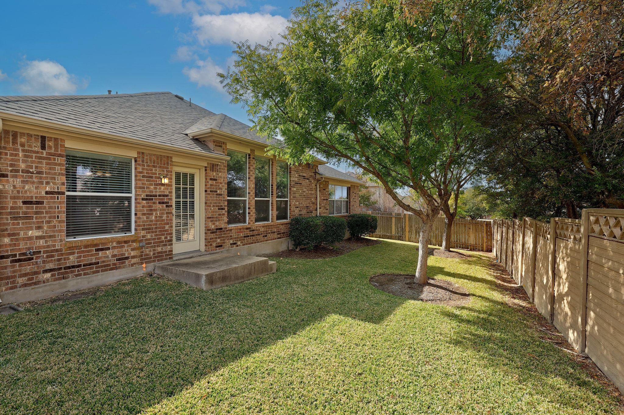 1016 Mesquite Hollow Pl, Round Rock, TX 78665