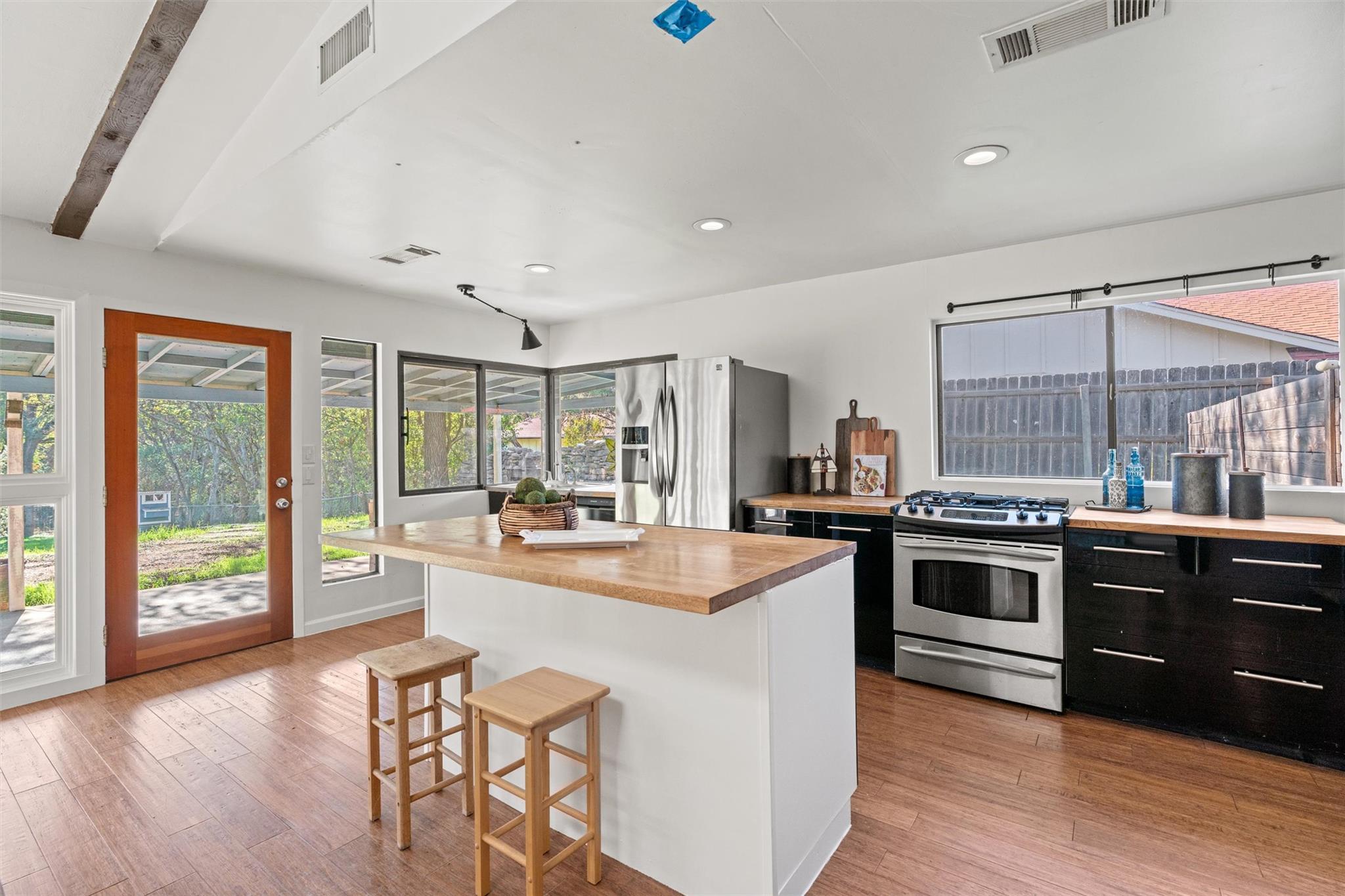 401 Battle Bend Blvd, Austin, TX 78745