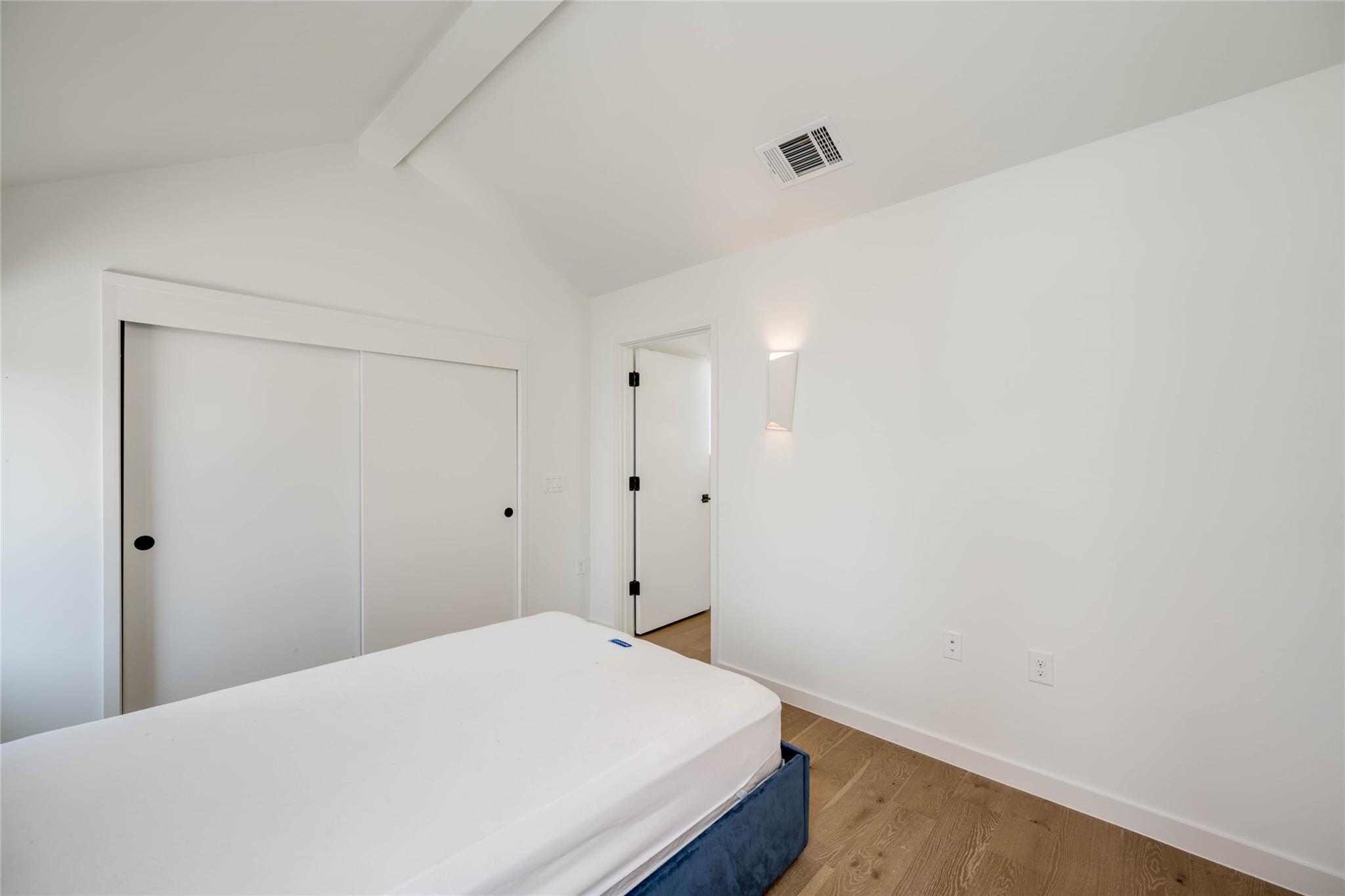 2615 Willow St # 2, Austin, TX 78702