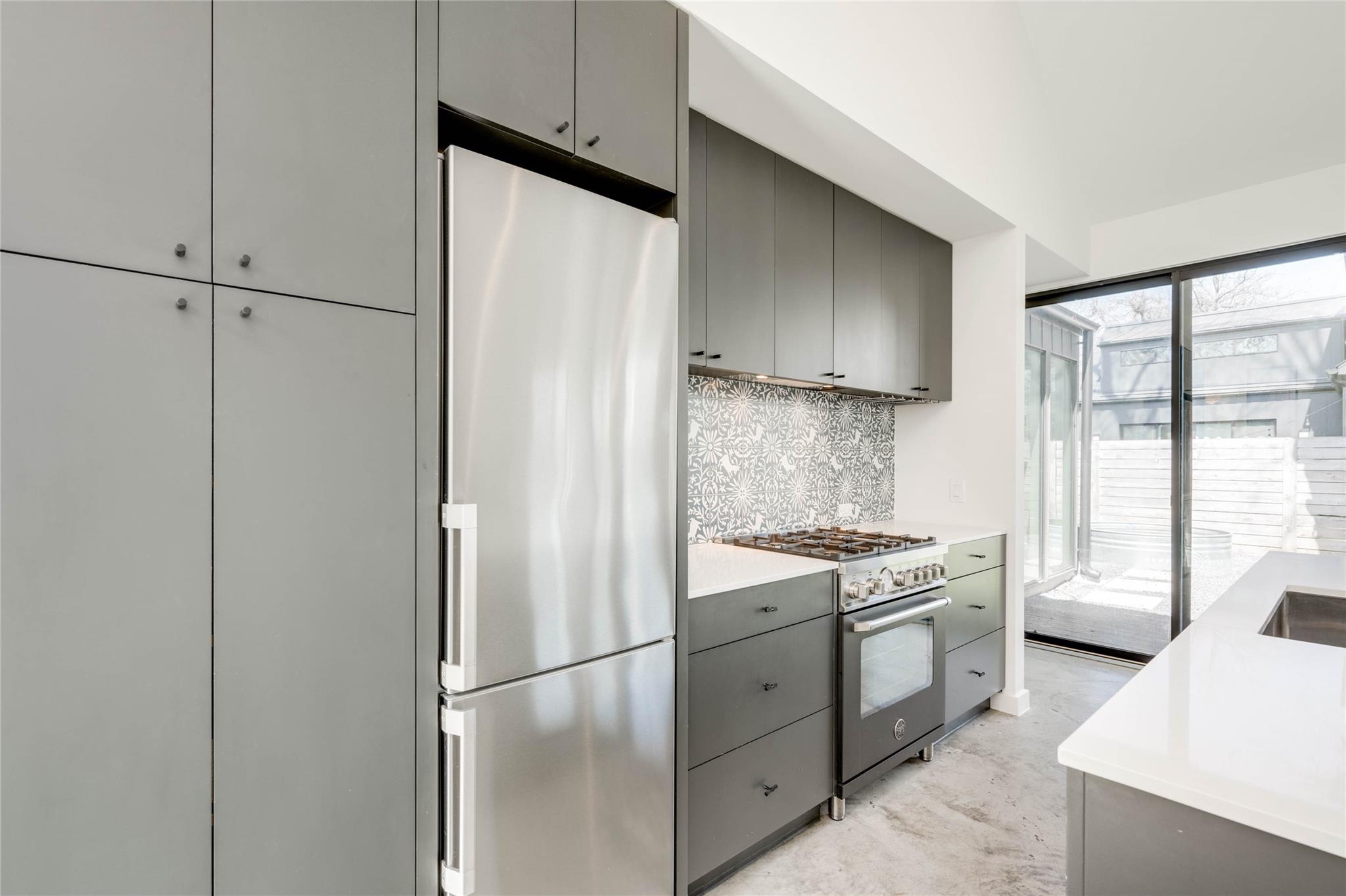 2615 Willow St # 2, Austin, TX 78702