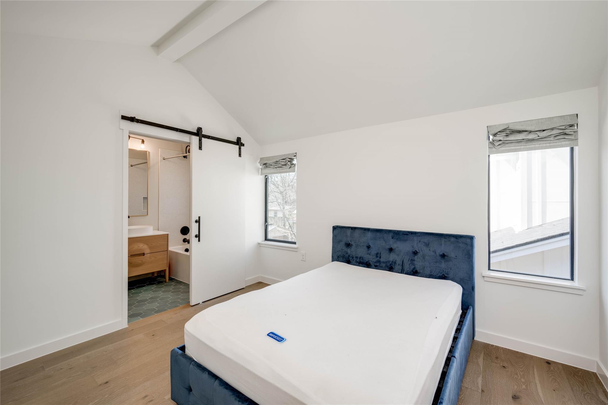 2615 Willow St # 2, Austin, TX 78702