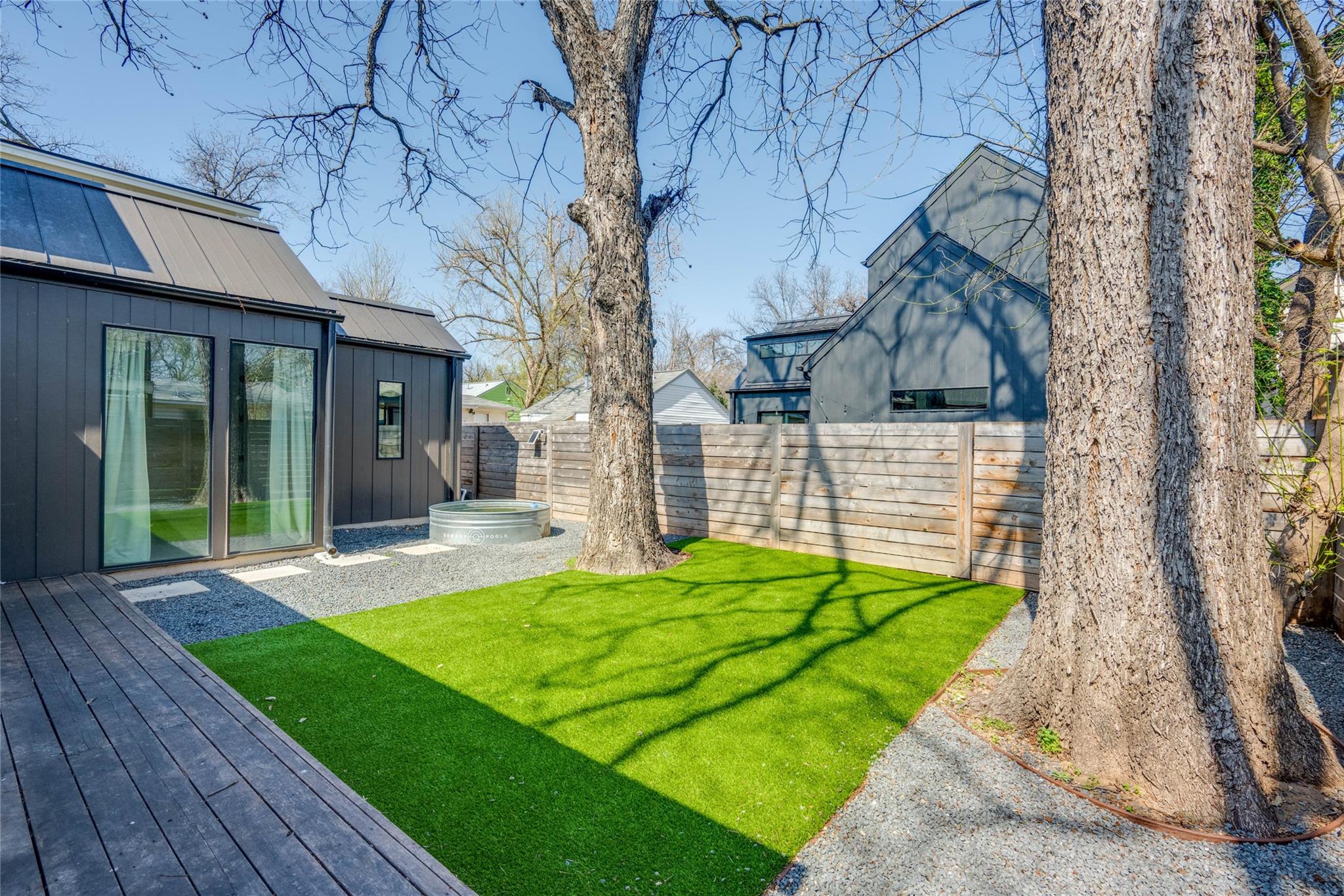 2615 Willow St # 2, Austin, TX 78702