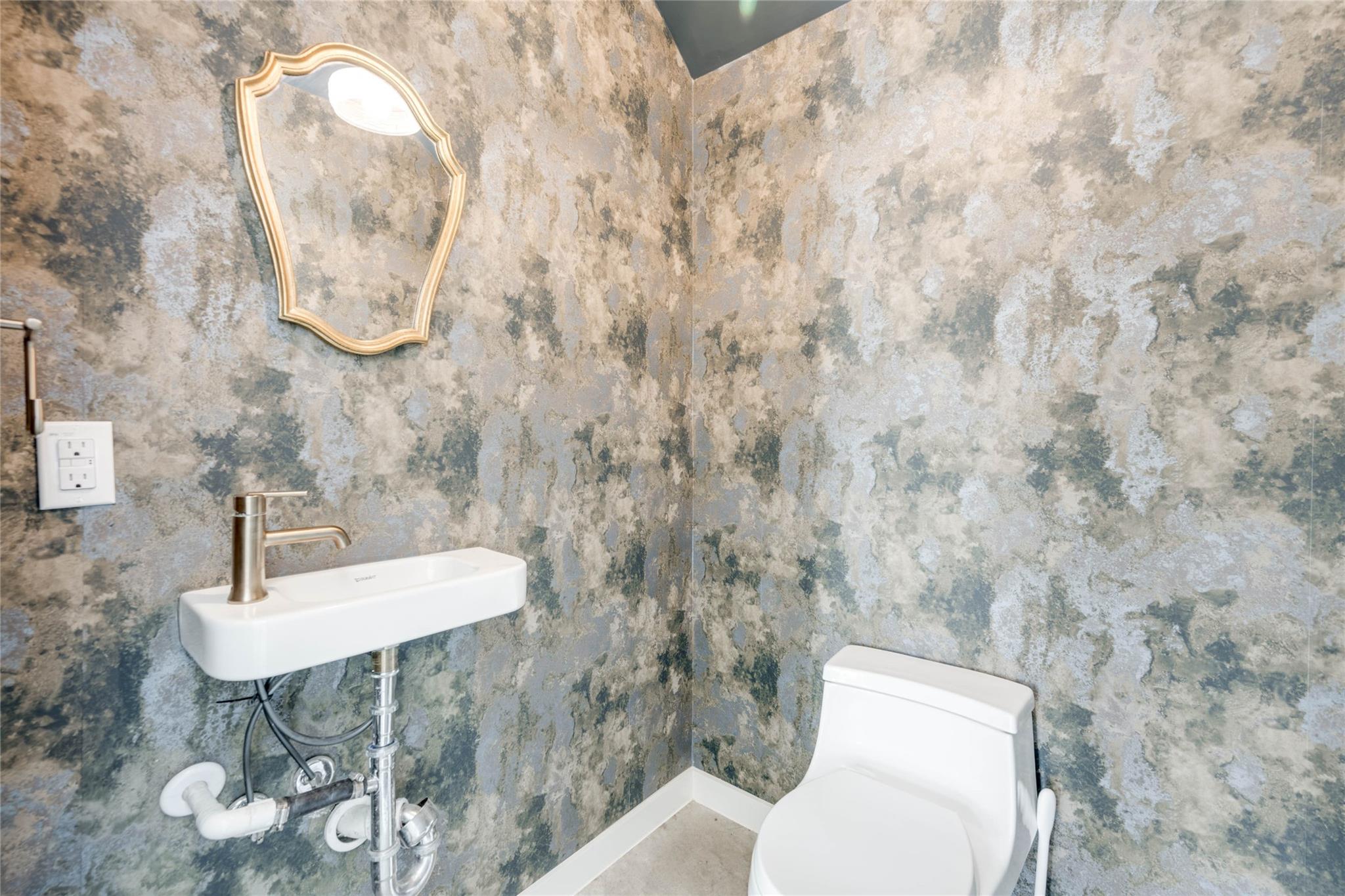 2615 Willow St # 2, Austin, TX 78702