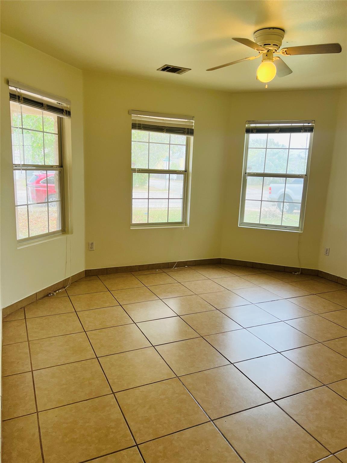 703 Riverway Ln, Leander, TX 78641