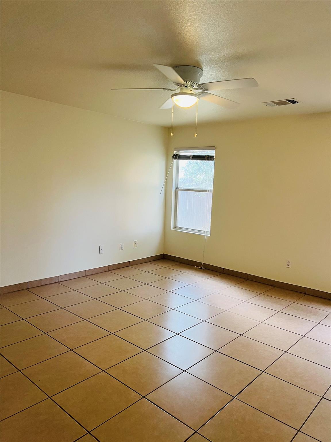 703 Riverway Ln, Leander, TX 78641