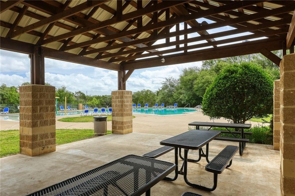 132 Thrasher Cv, Leander, TX 78641
