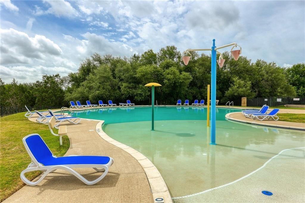 132 Thrasher Cv, Leander, TX 78641