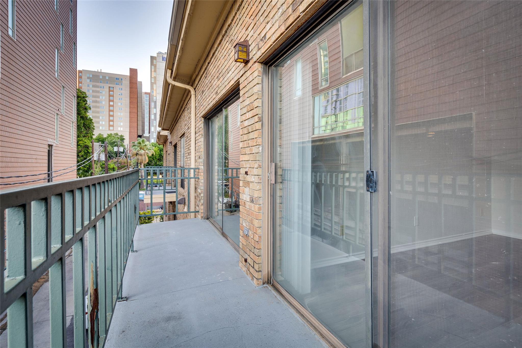 1908 San Antonio # 306, Austin, TX 78705