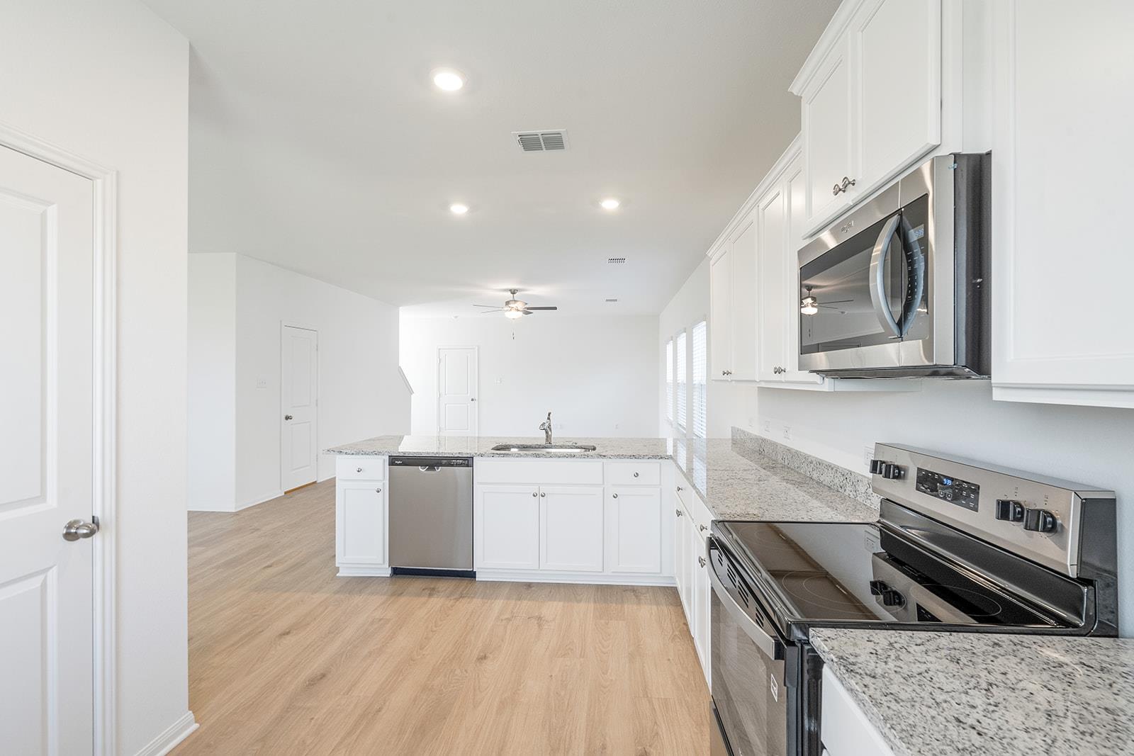 120 Paria Ct, Jarrell, TX 76537