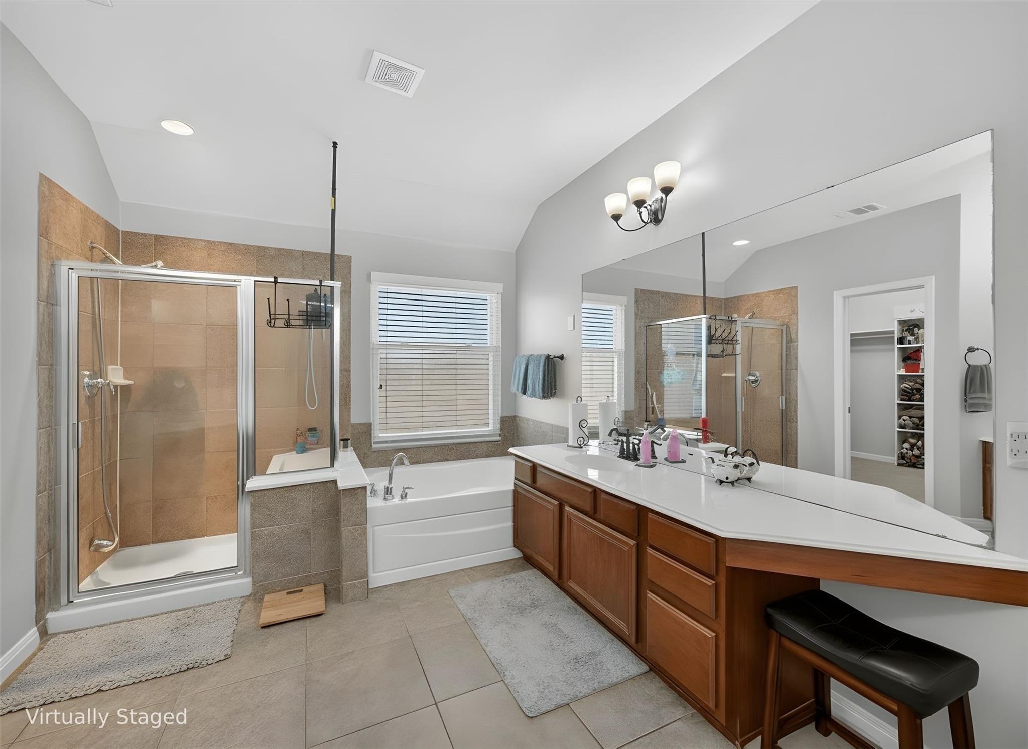 376 Sweet Gum Dr, Kyle, TX 78640