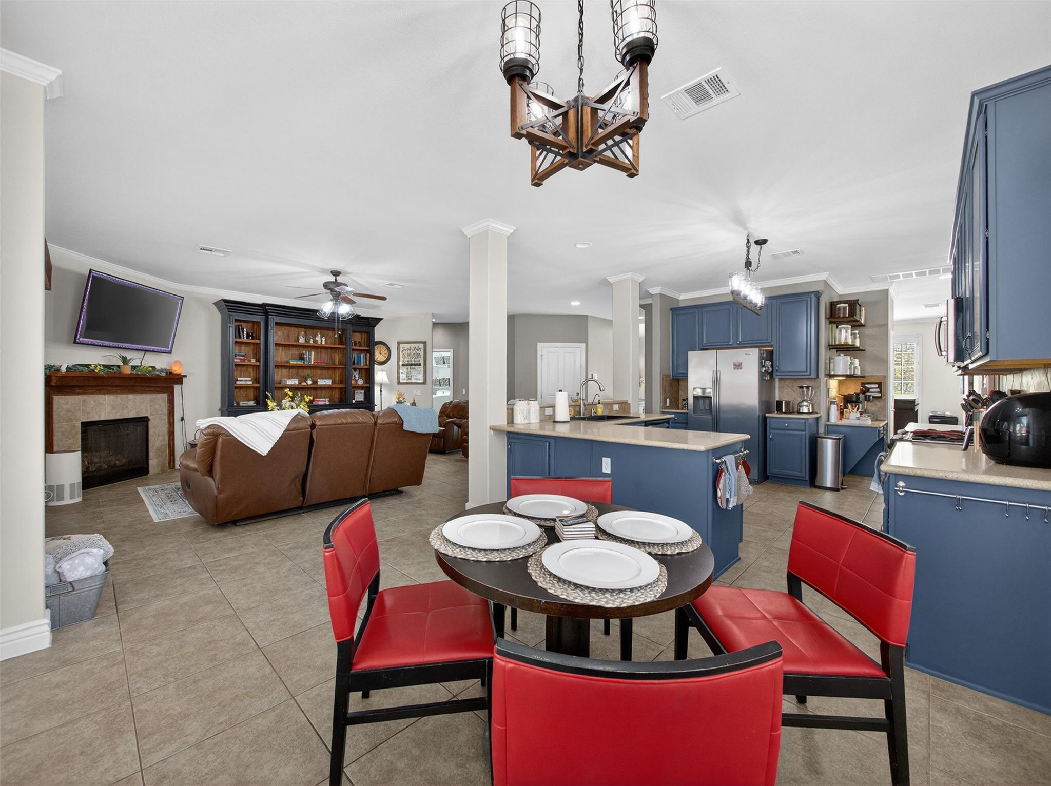 376 Sweet Gum Dr, Kyle, TX 78640