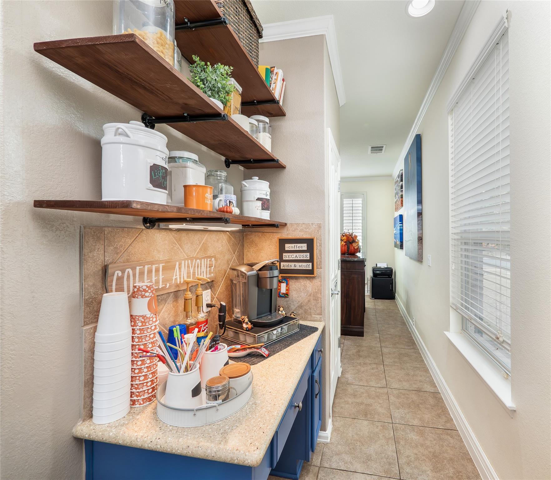 376 Sweet Gum Dr, Kyle, TX 78640