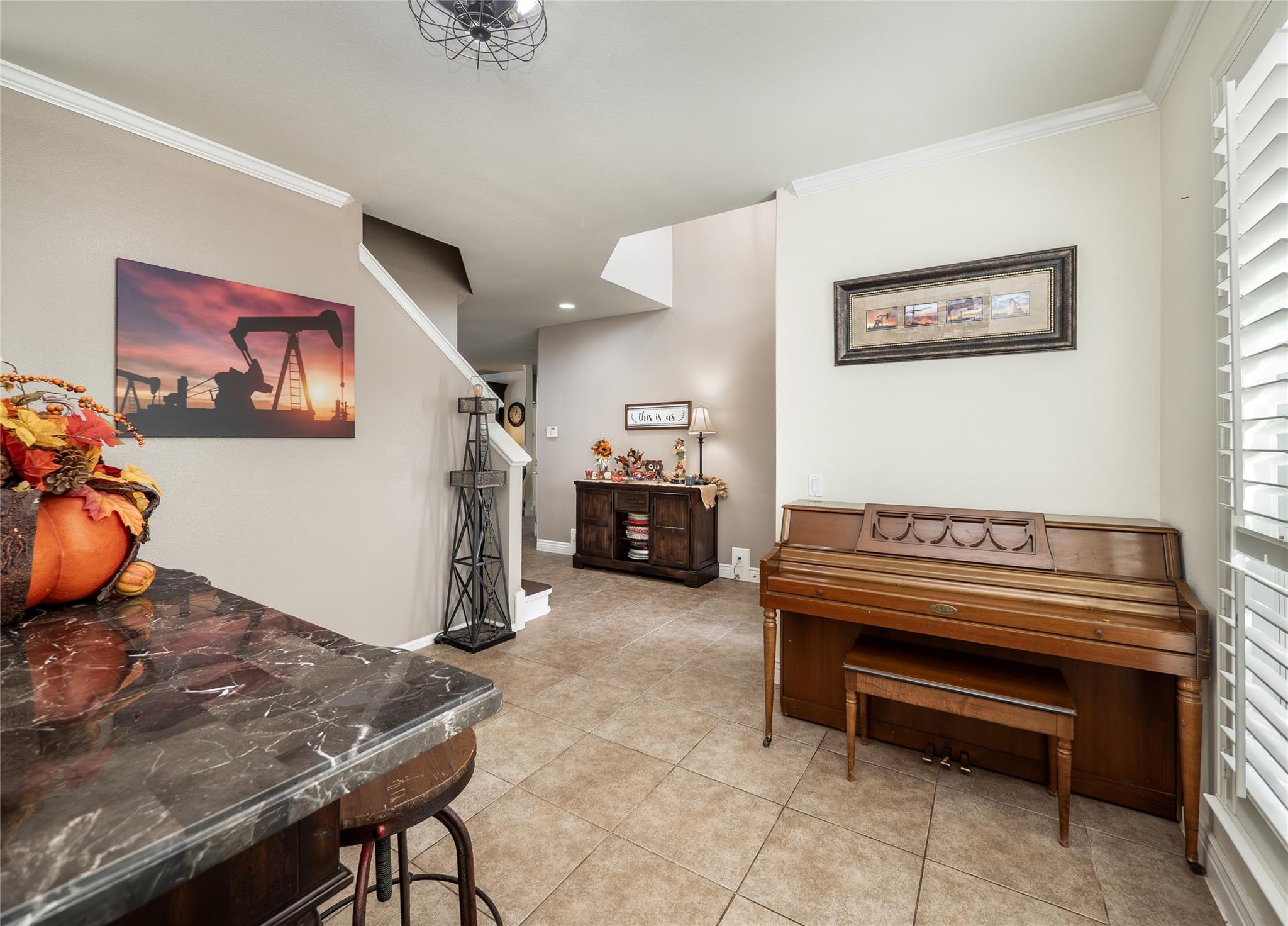 376 Sweet Gum Dr, Kyle, TX 78640