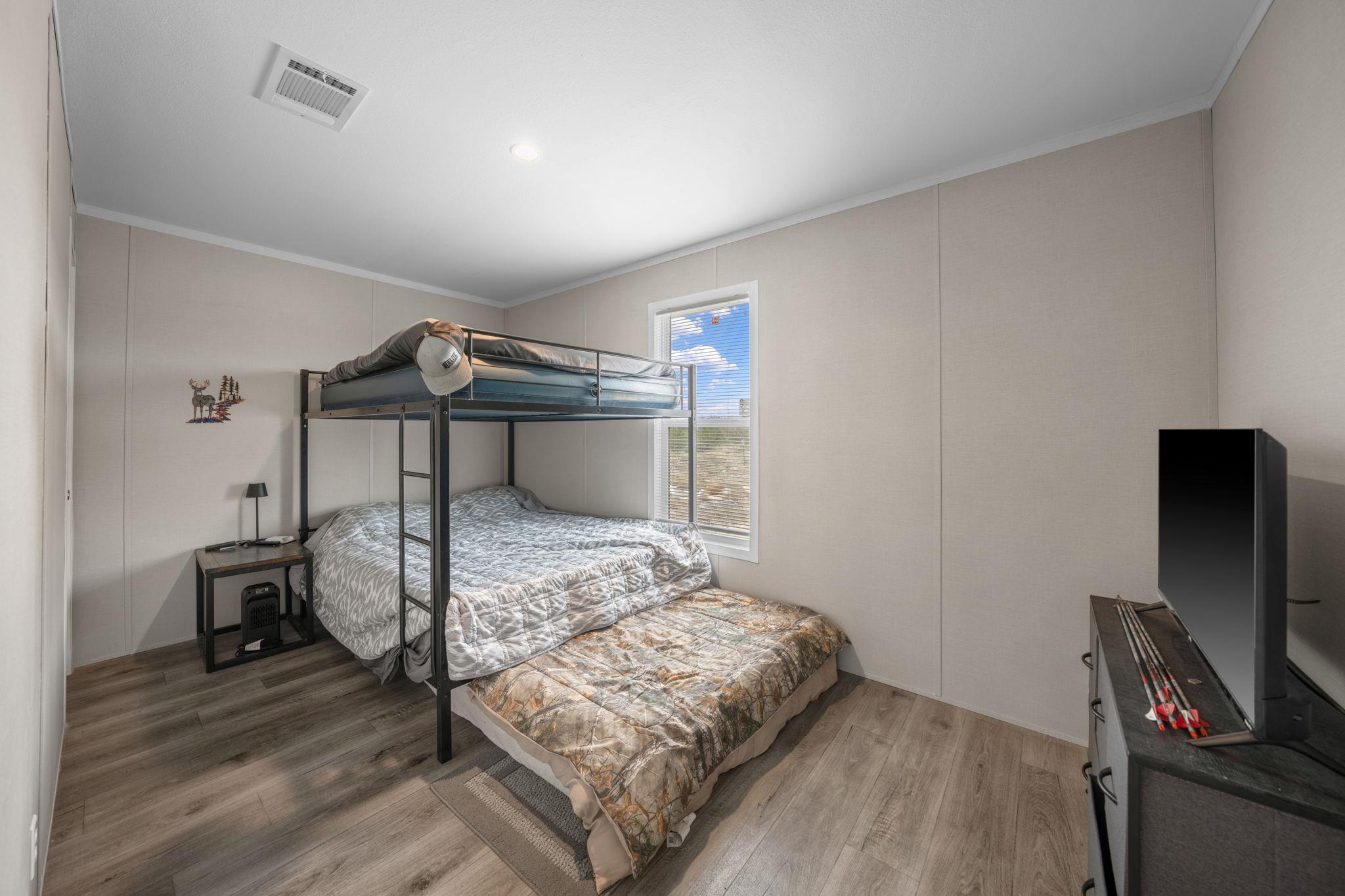 13812 High Lonesome Rd, Del Rio, TX 78840