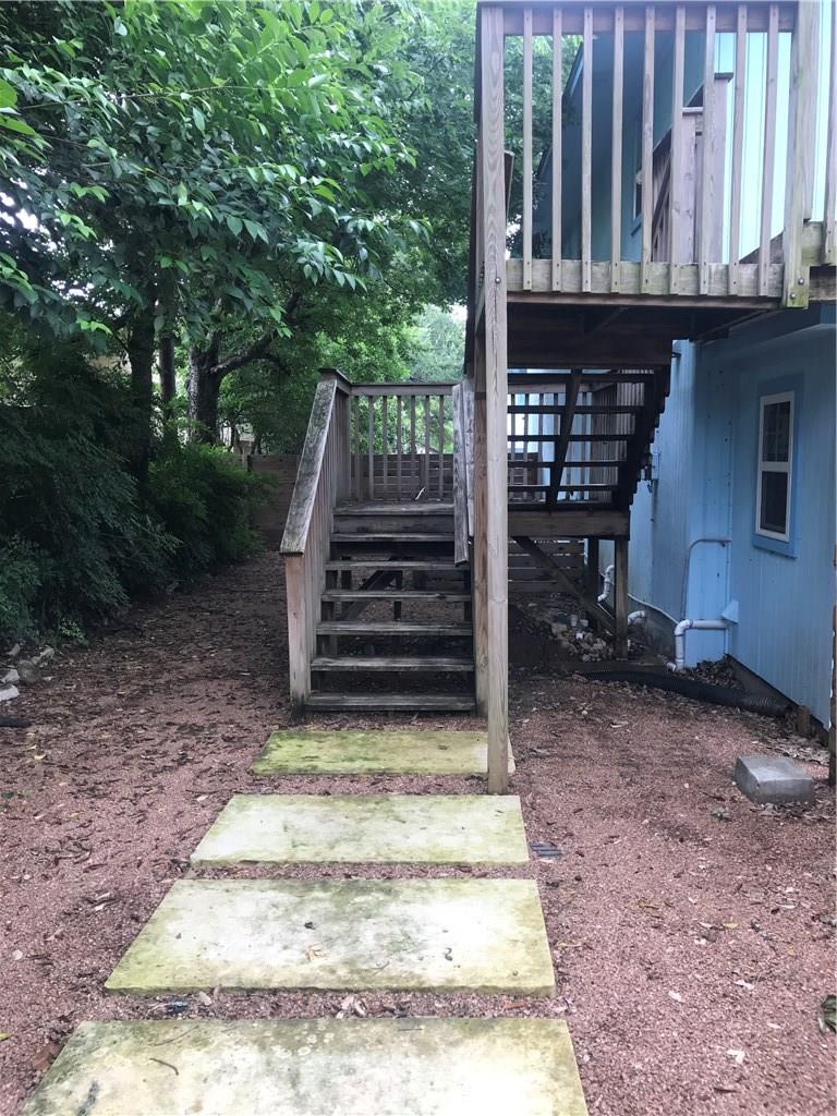 2105 Rabb Rd # Upper, Austin, TX 78704