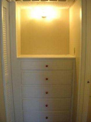 1000 W 26TH St # 212, Austin, TX 78705