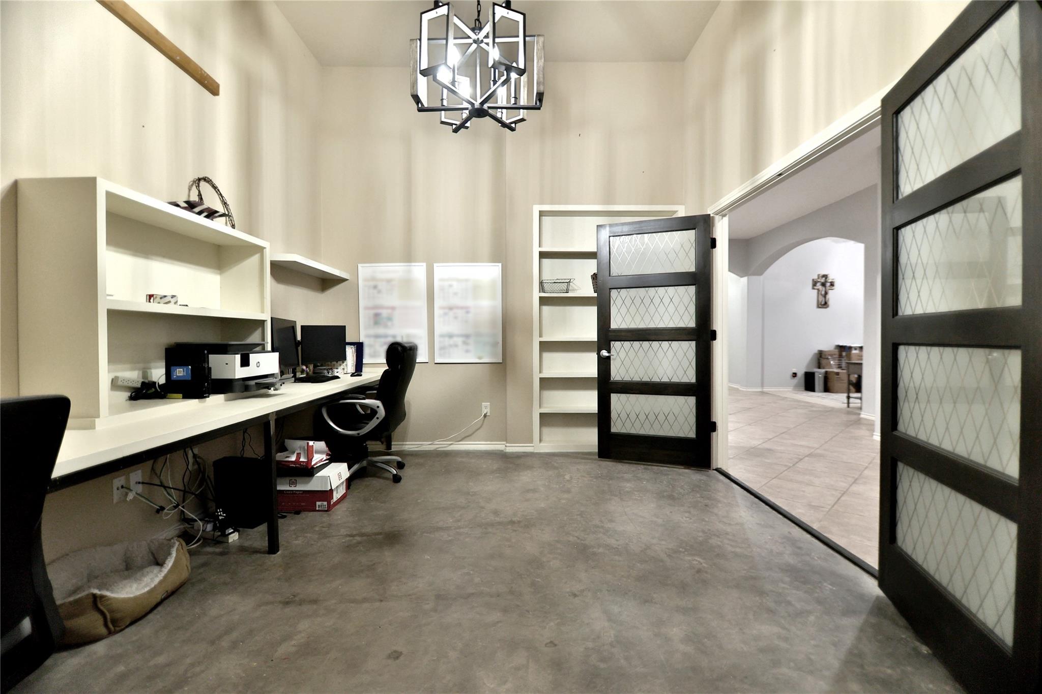 410 Olmos Dr, Leander, TX 78641