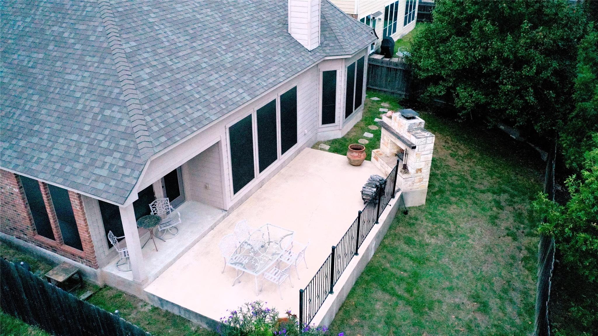 410 Olmos Dr, Leander, TX 78641