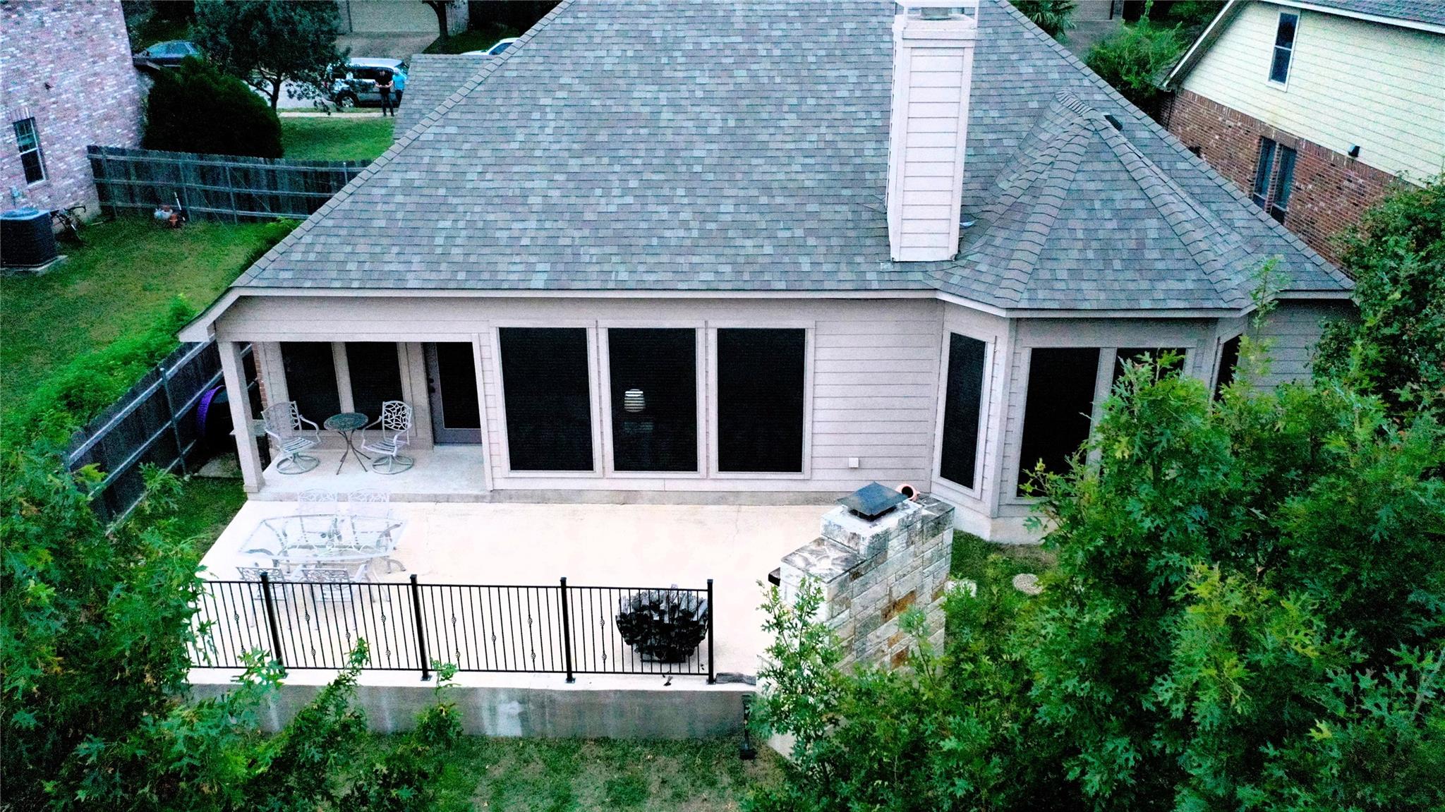 410 Olmos Dr, Leander, TX 78641