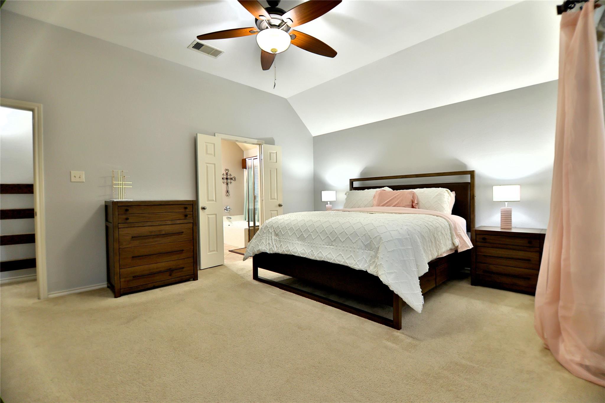 410 Olmos Dr, Leander, TX 78641