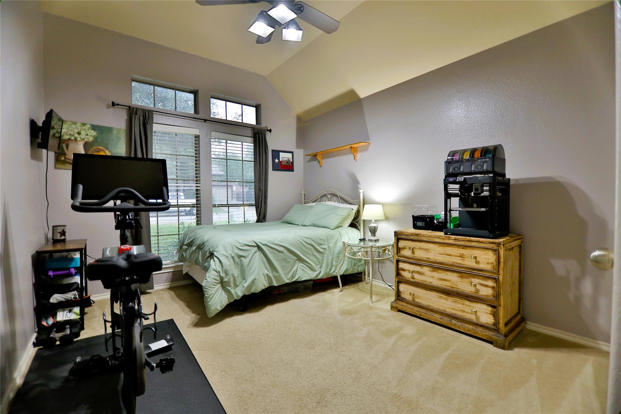 410 Olmos Dr, Leander, TX 78641