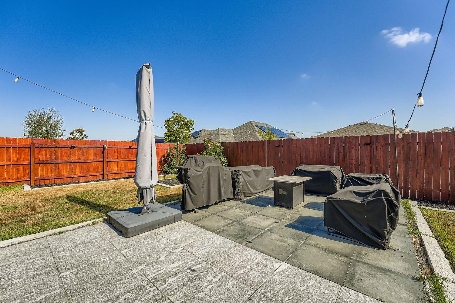 9800 Grapevine Leaf Dr, Manor, TX 78653