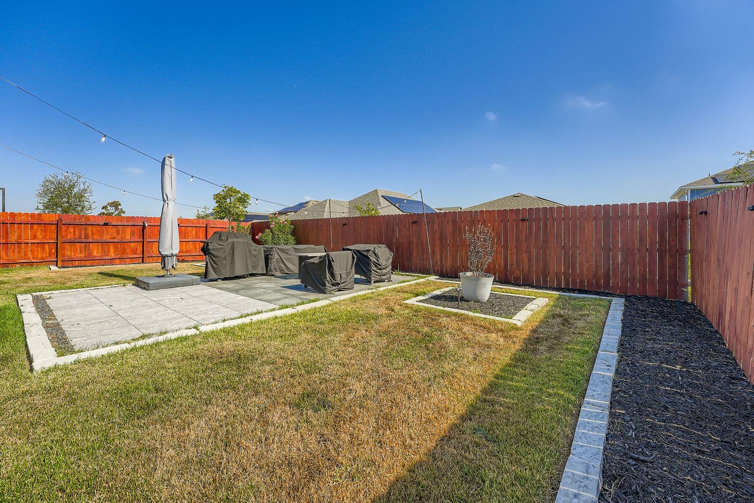 9800 Grapevine Leaf Dr, Manor, TX 78653