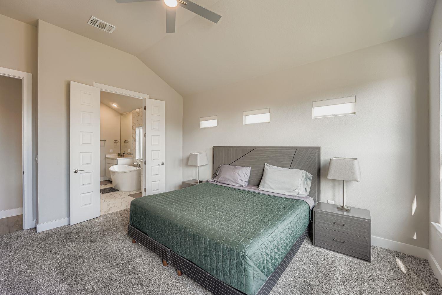 9800 Grapevine Leaf Dr, Manor, TX 78653