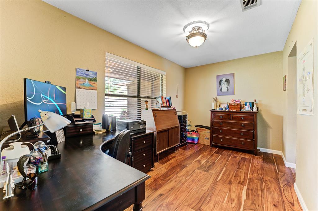 21013 Ridgeview Loop, Lago Vista, TX 78645