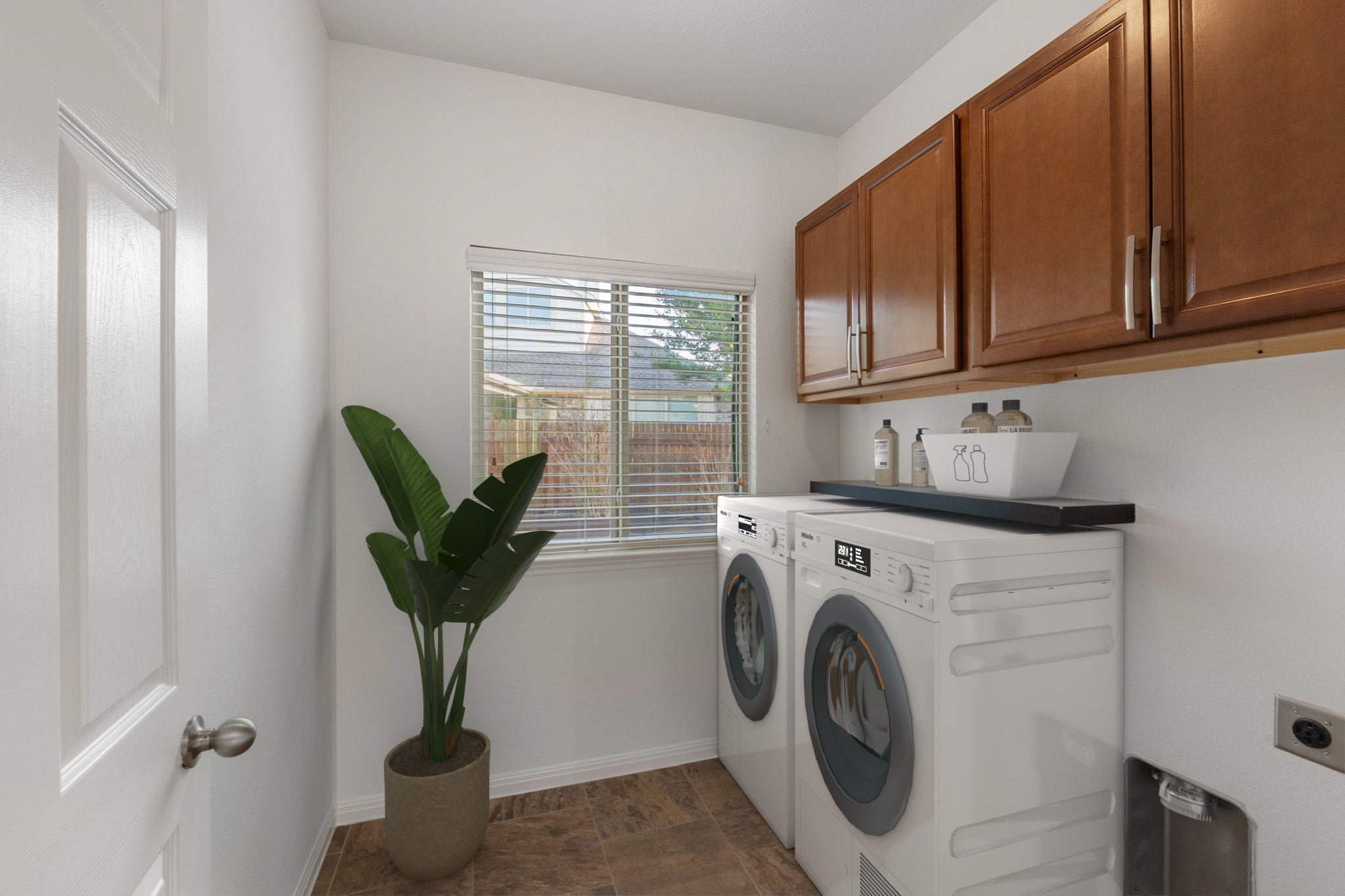 116 Silkstone St, Hutto, TX 78634