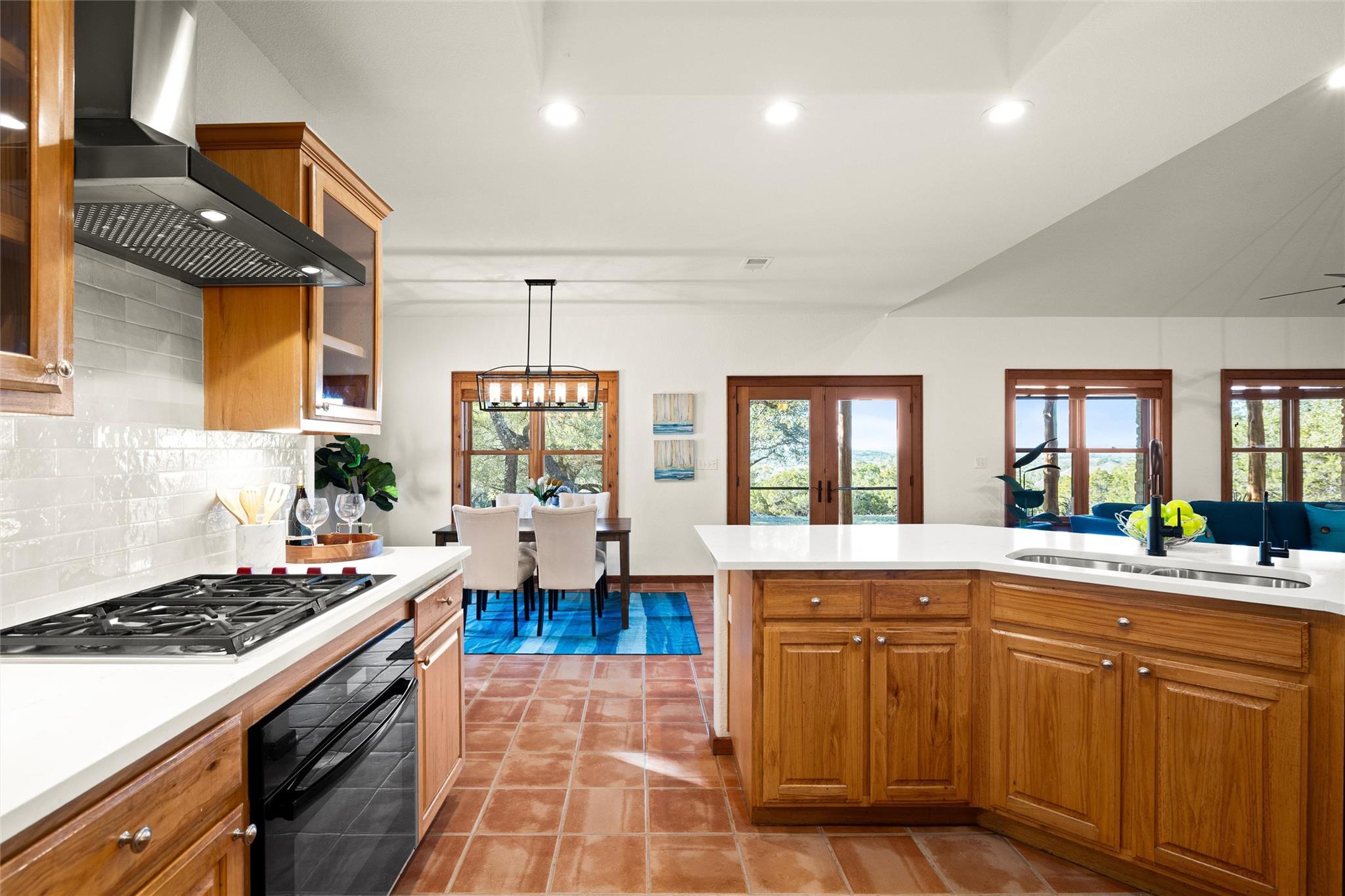 300 Sundown Rdg, Austin, TX 78737