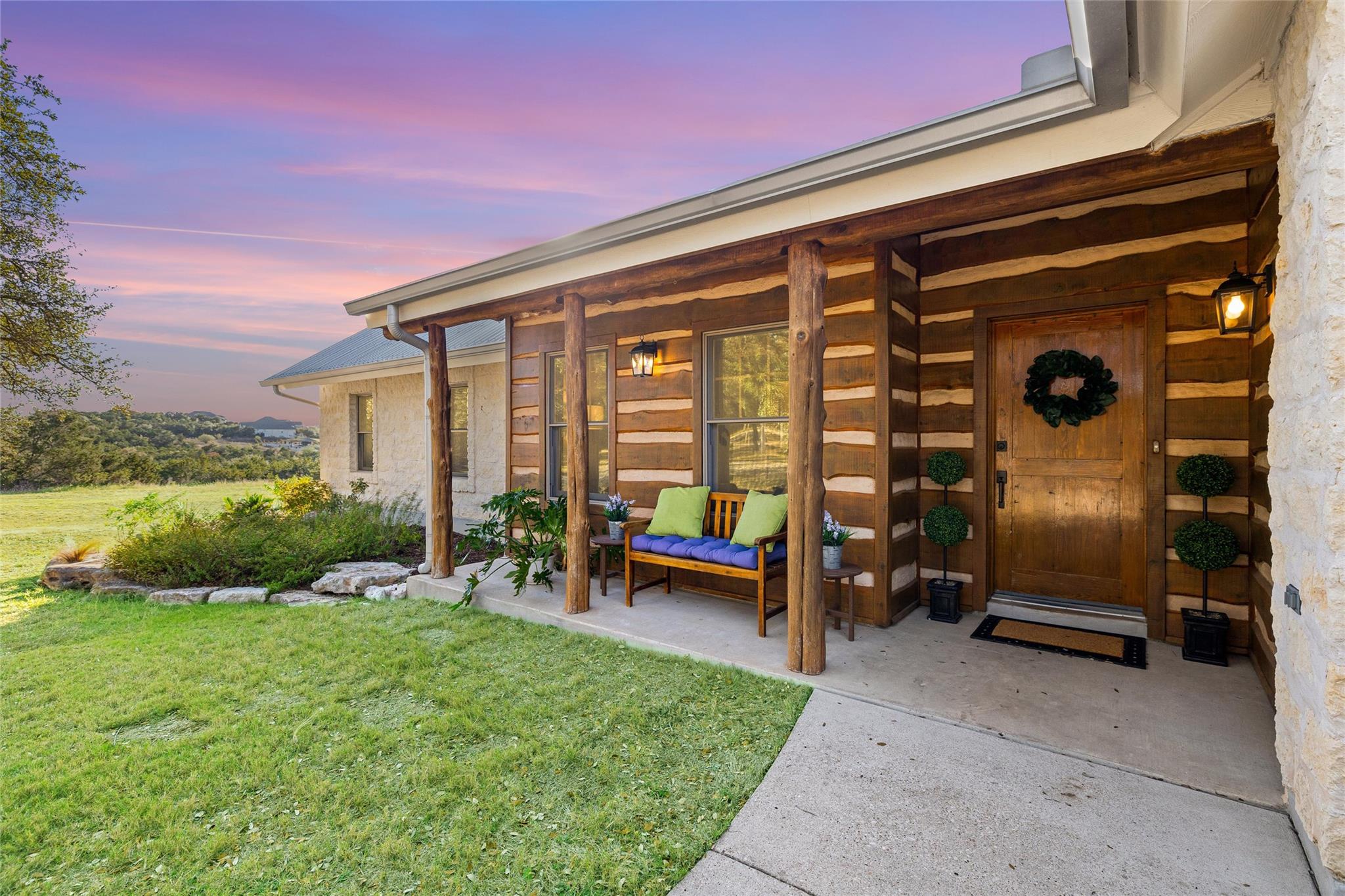 300 Sundown Rdg, Austin, TX 78737