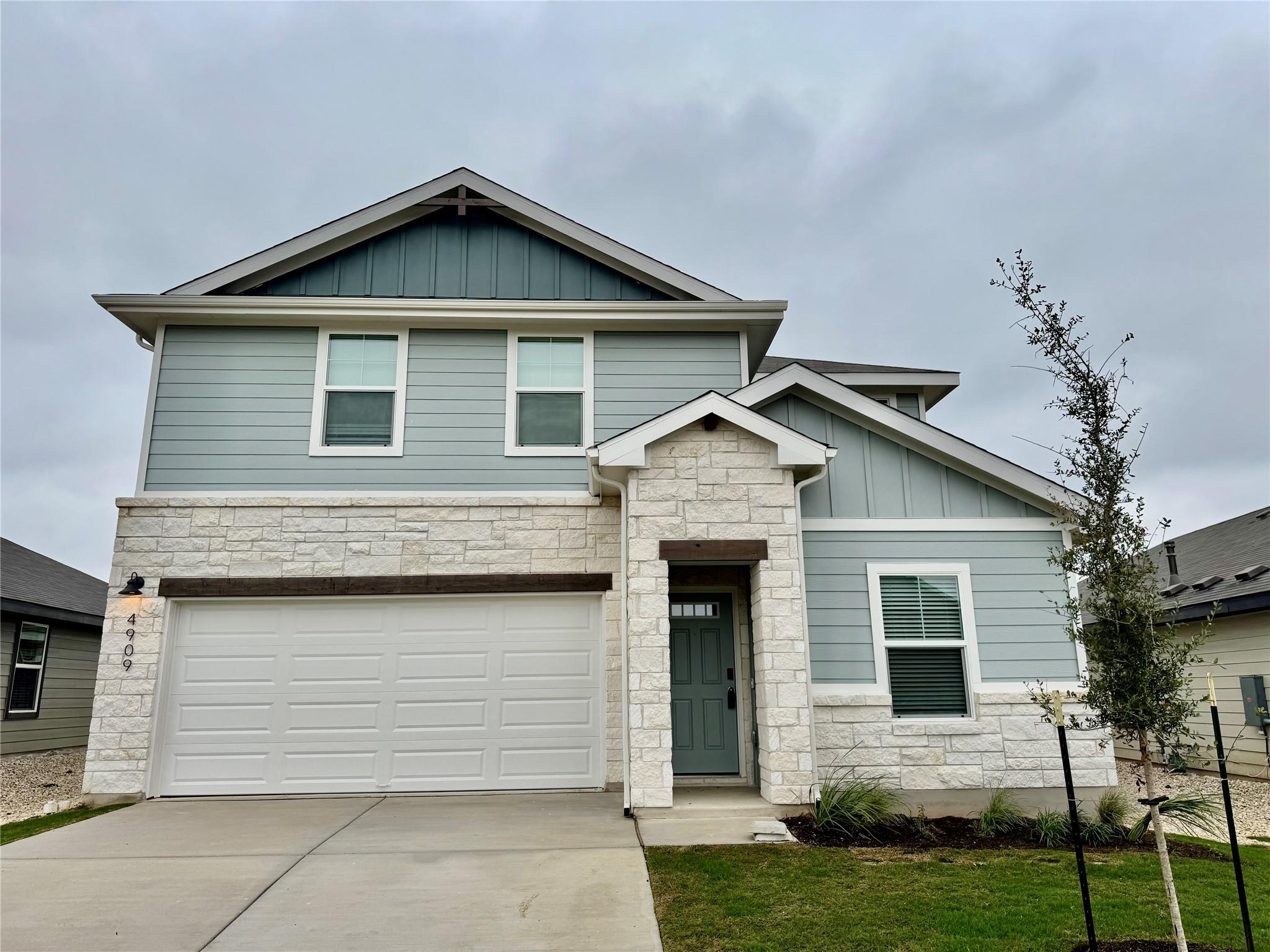 4909 Stockton Ln, Del Valle, TX 78617