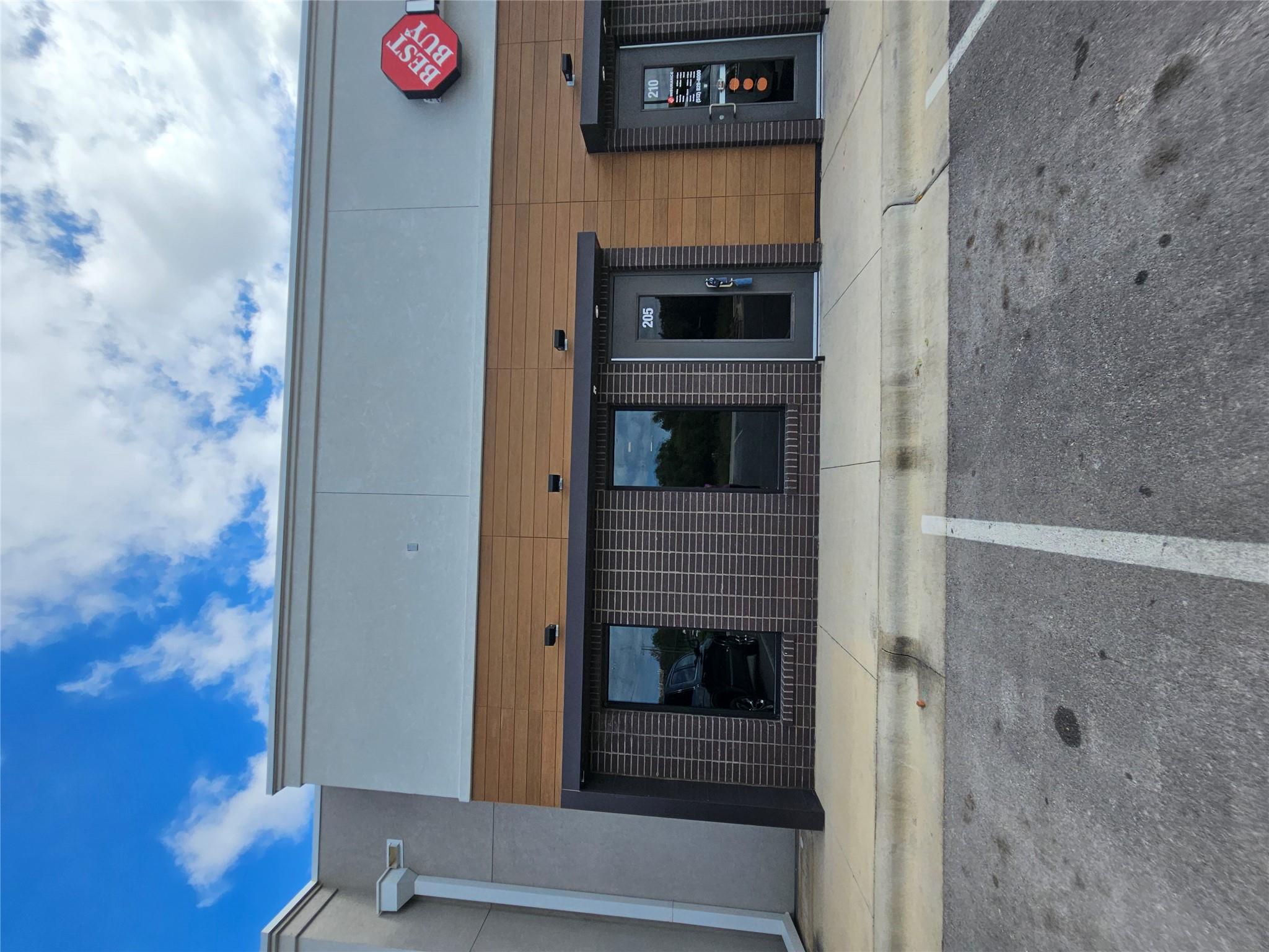 2261 Gattis School Rd # 205, Round Rock, TX 78664