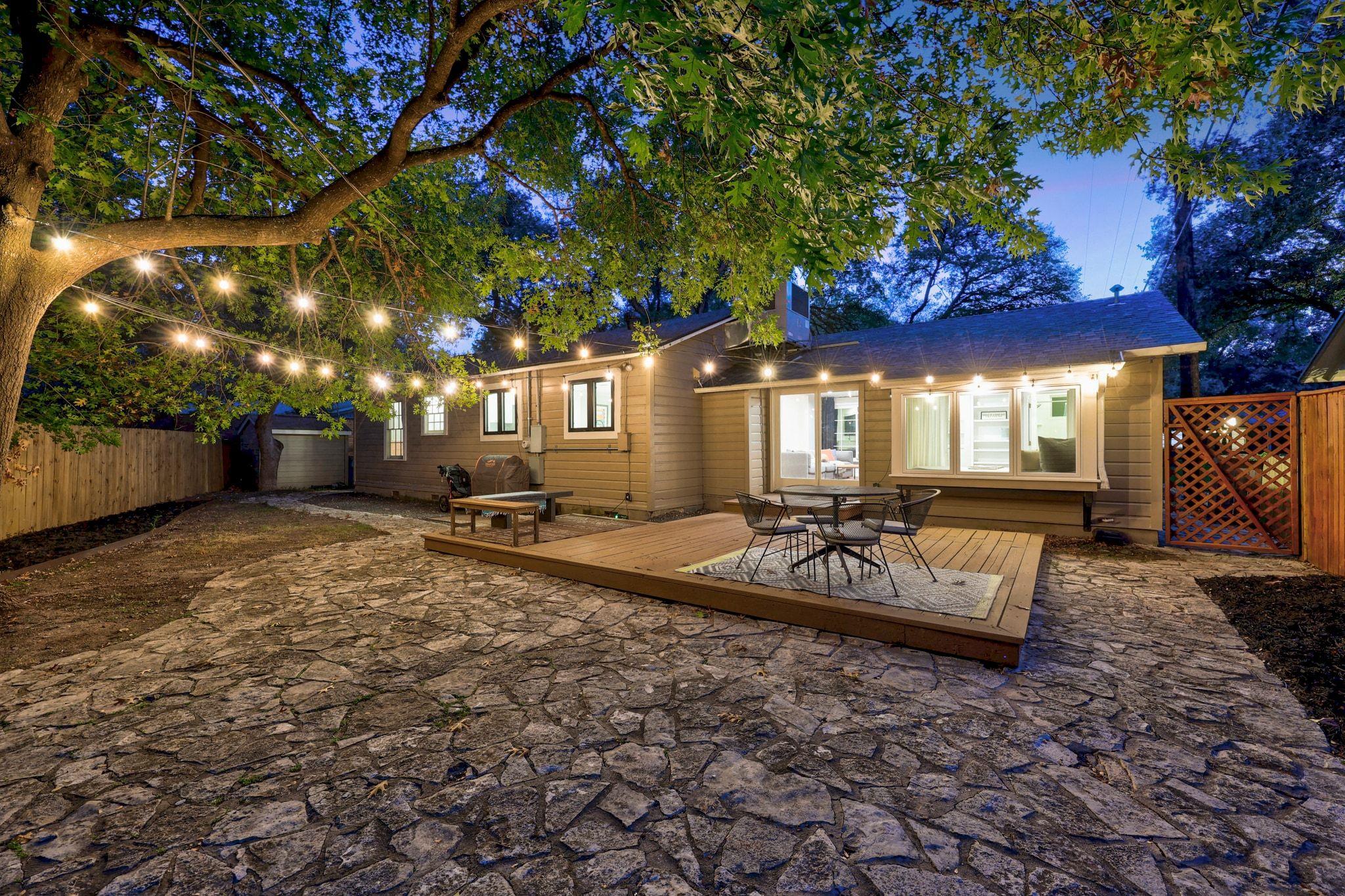 2604 W 49 1/2 St, Austin, TX 78731