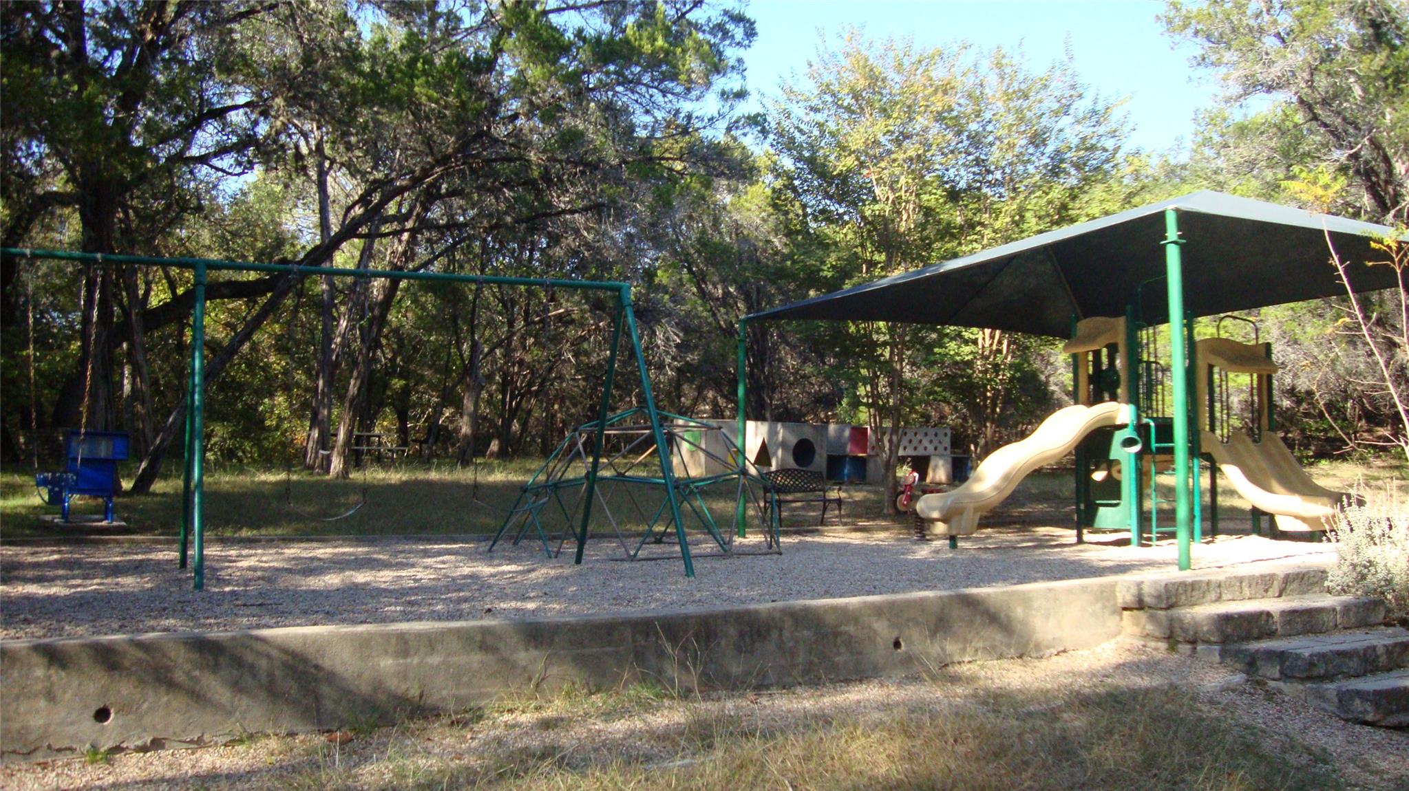 13904 & 13902 Saskatchewan Dr, Austin, TX 78734