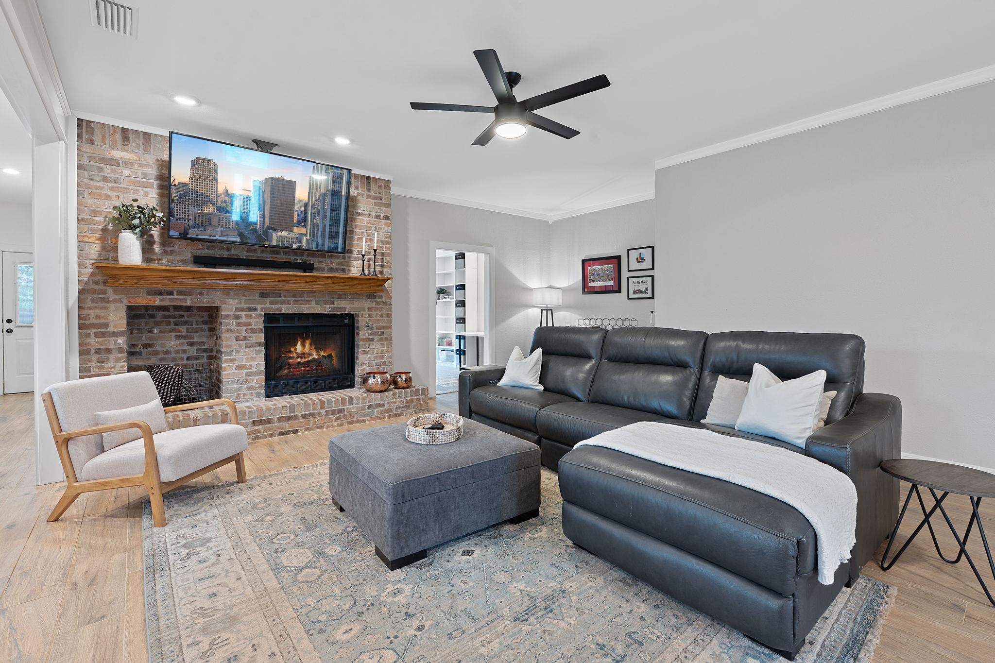 3300 Lost Oasis Holw, Austin, TX 78739