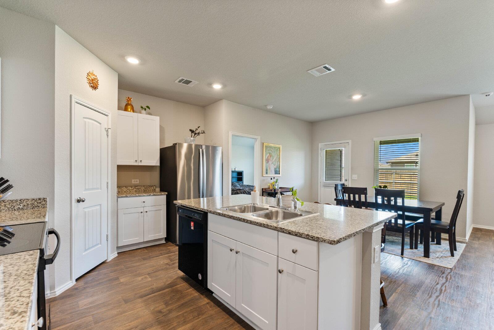 6108 Montrelia Dr, Austin, TX 78724