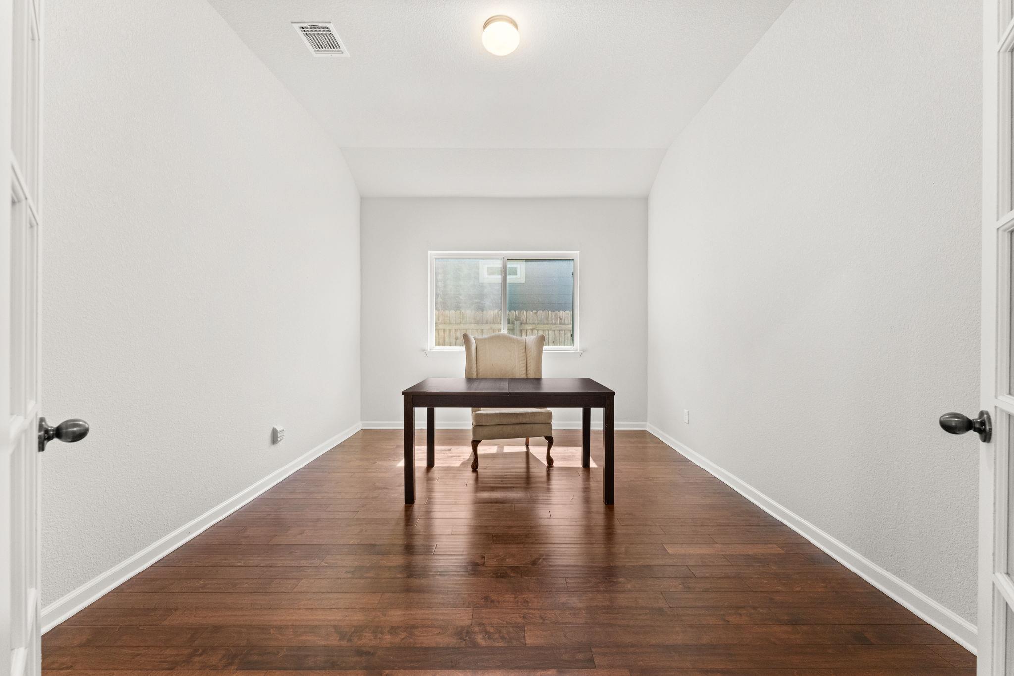 489 Bridgestone Way, Buda, TX 78610