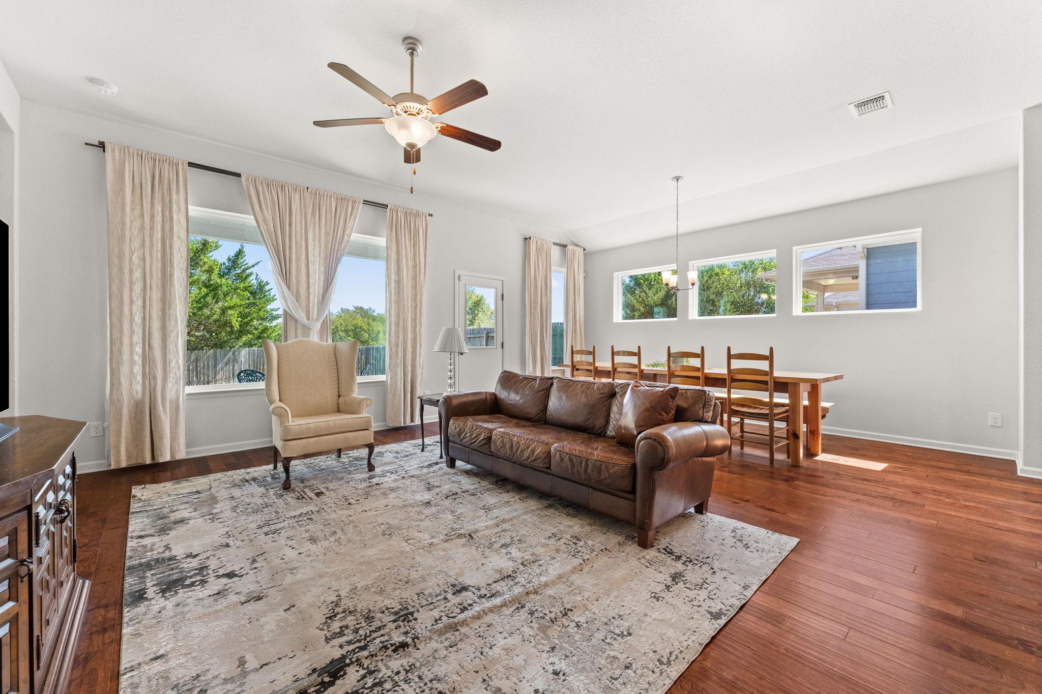 489 Bridgestone Way, Buda, TX 78610