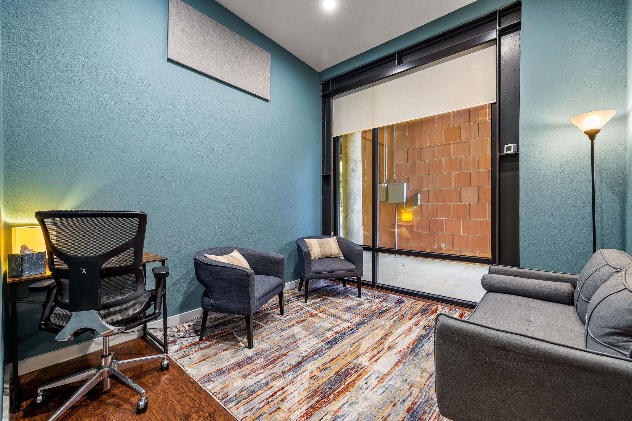 2525 S Lamar Blvd # 12, Austin, TX 78704