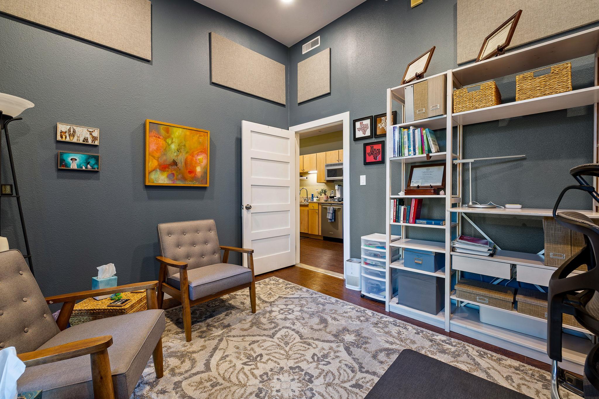 2525 S Lamar Blvd # 12, Austin, TX 78704