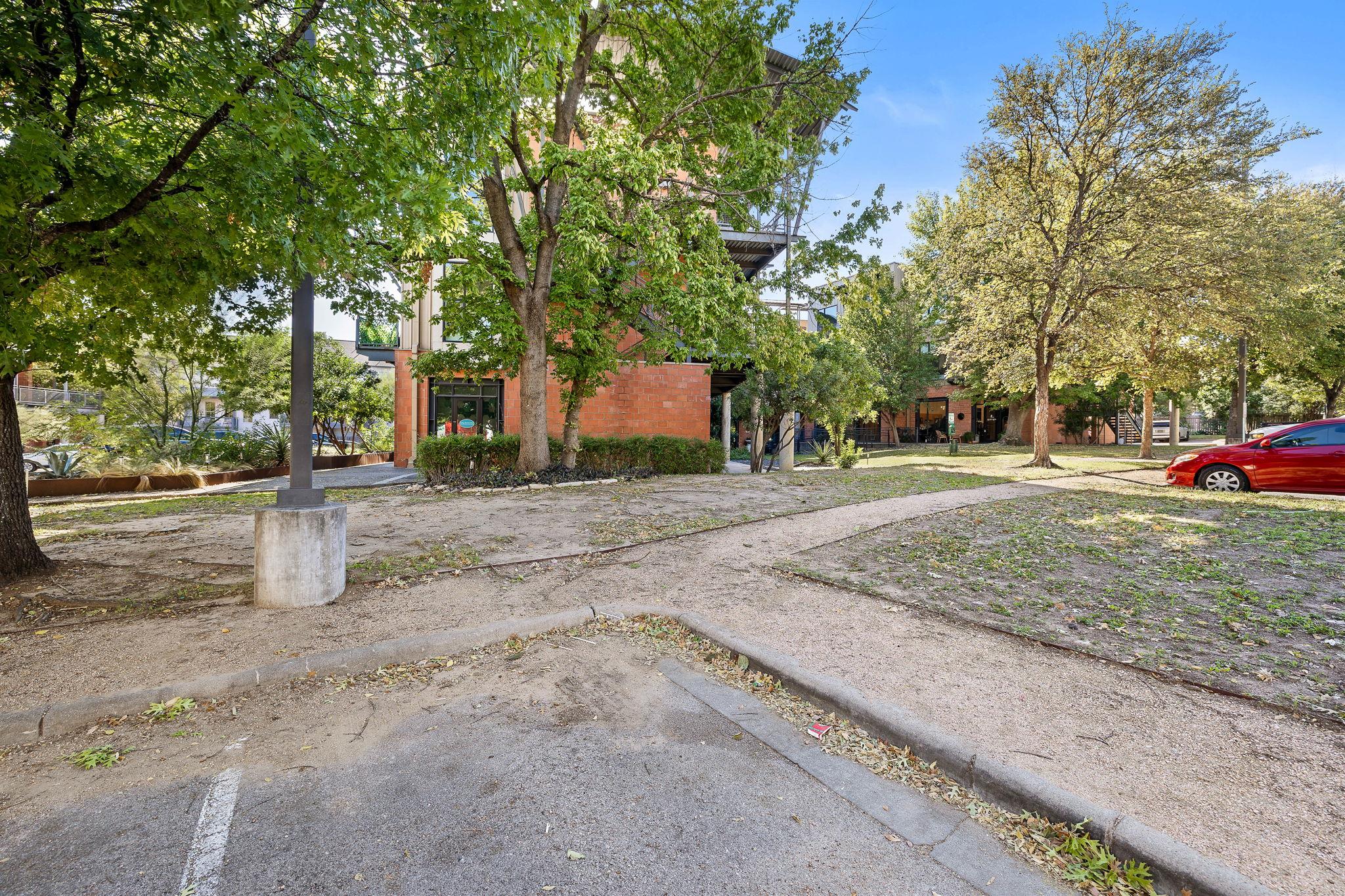 2525 S Lamar Blvd # 12, Austin, TX 78704