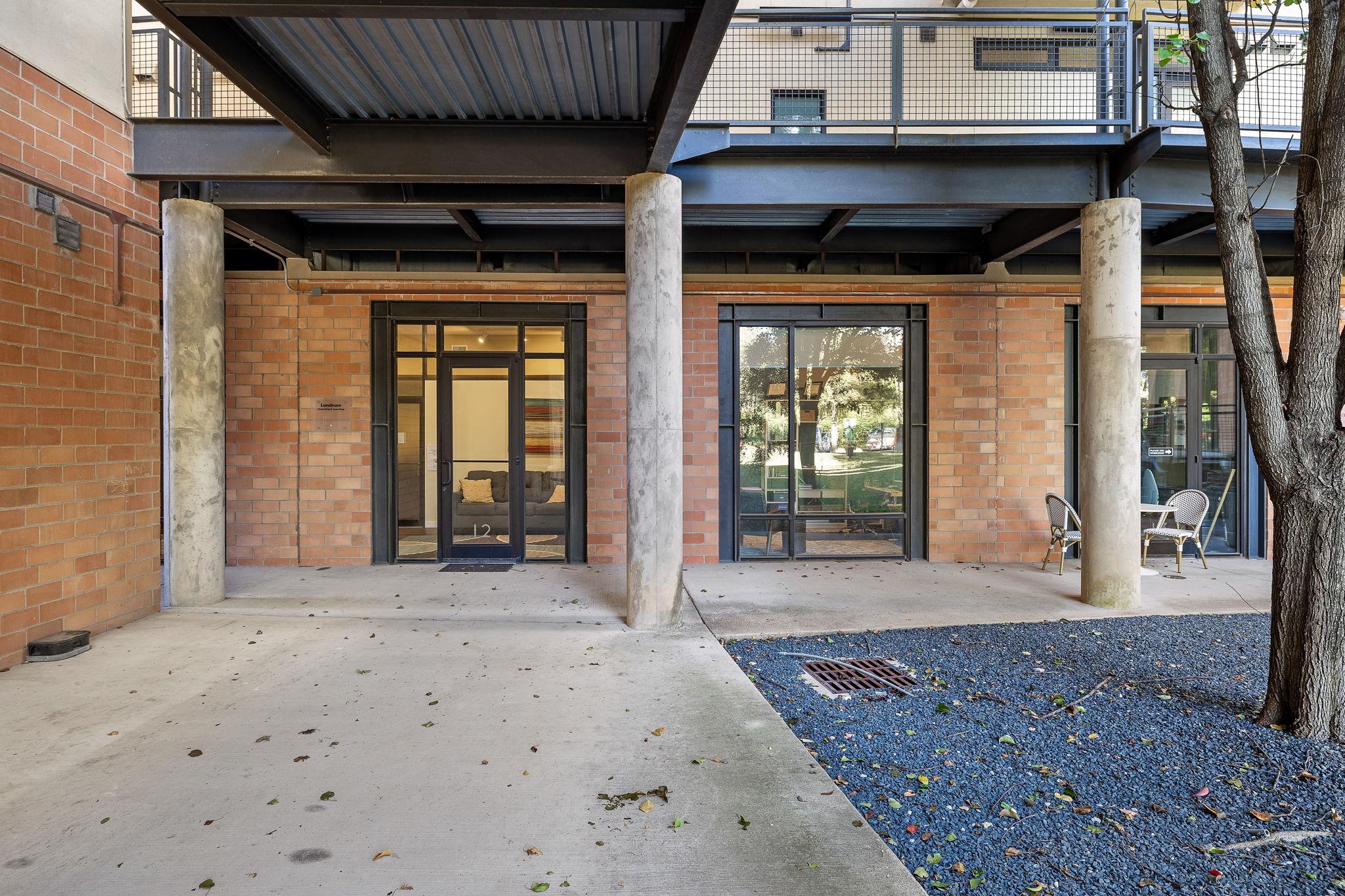 2525 S Lamar Blvd # 12, Austin, TX 78704